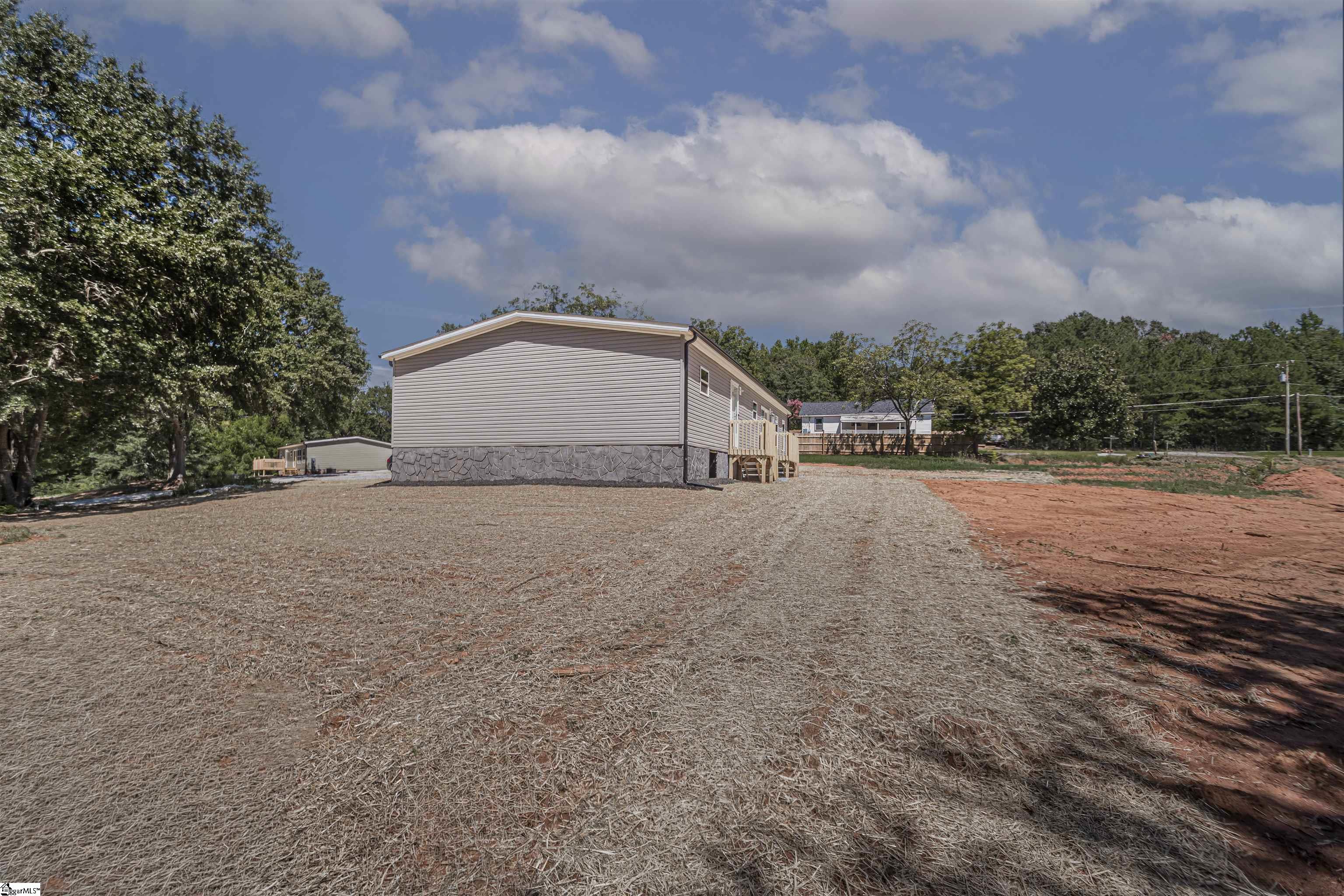 104 Sunny Meadow Way Property Photo 8
