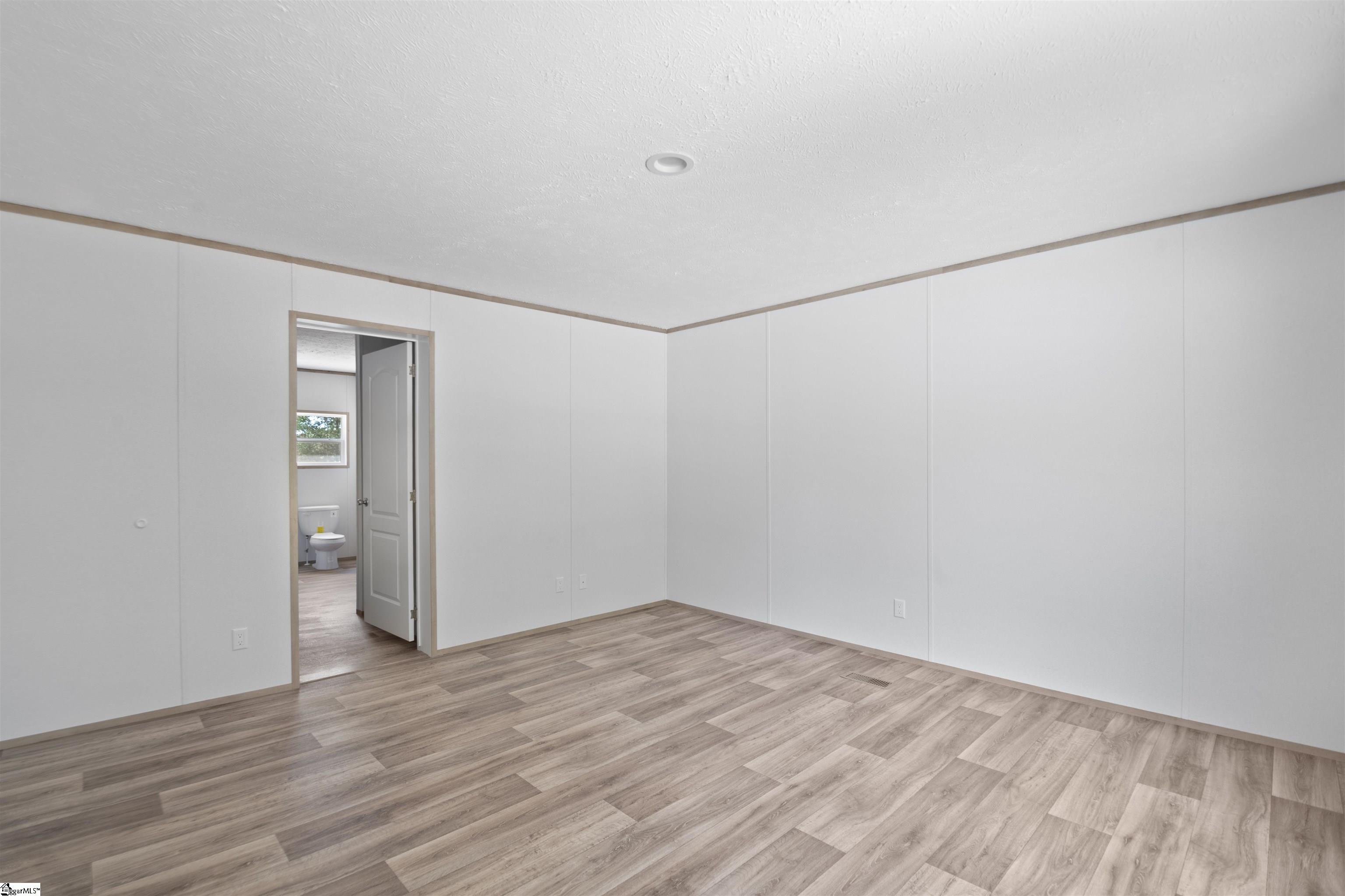 104 Sunny Meadow Way Property Photo 24