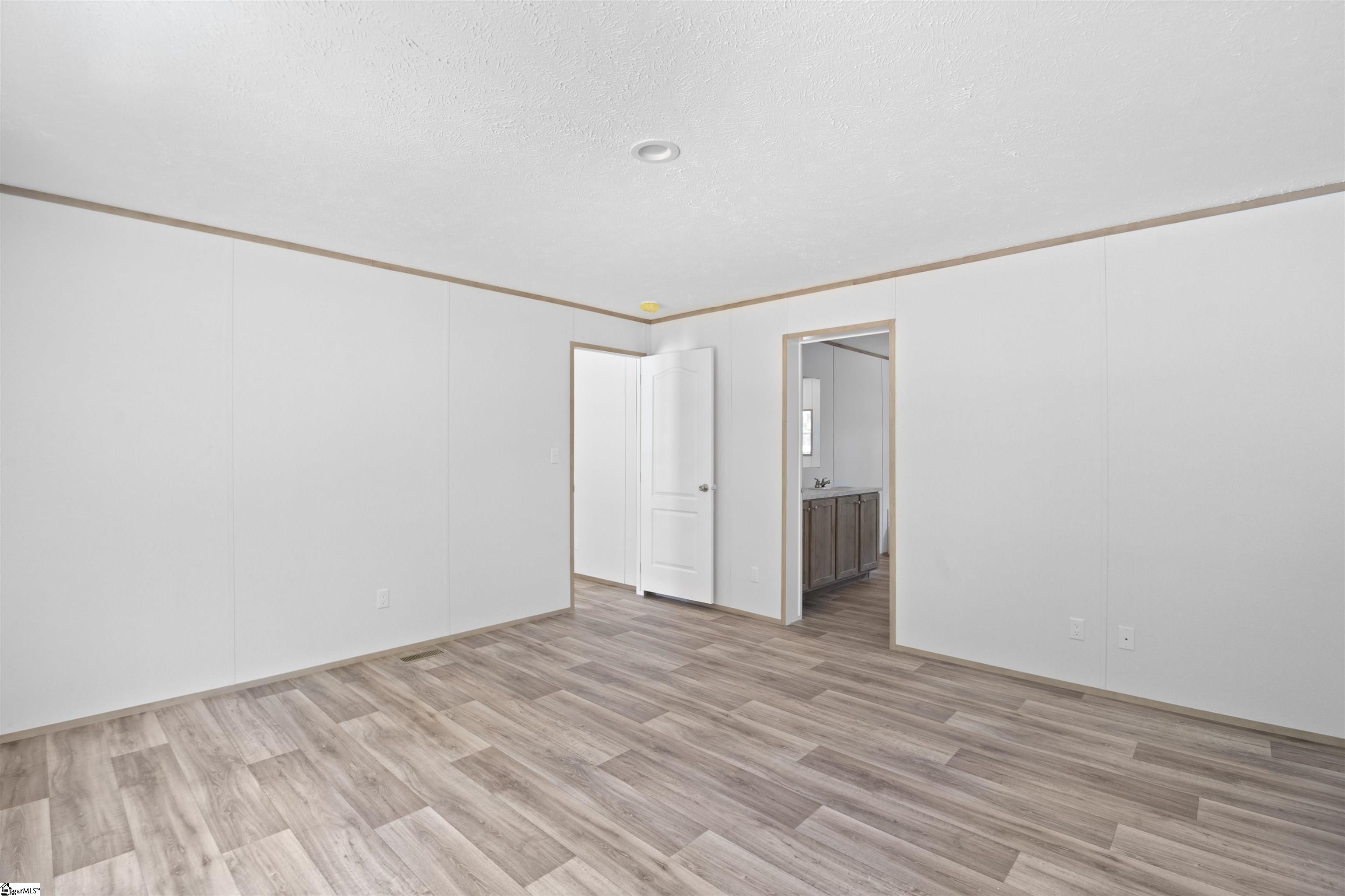 104 Sunny Meadow Way Property Photo 26