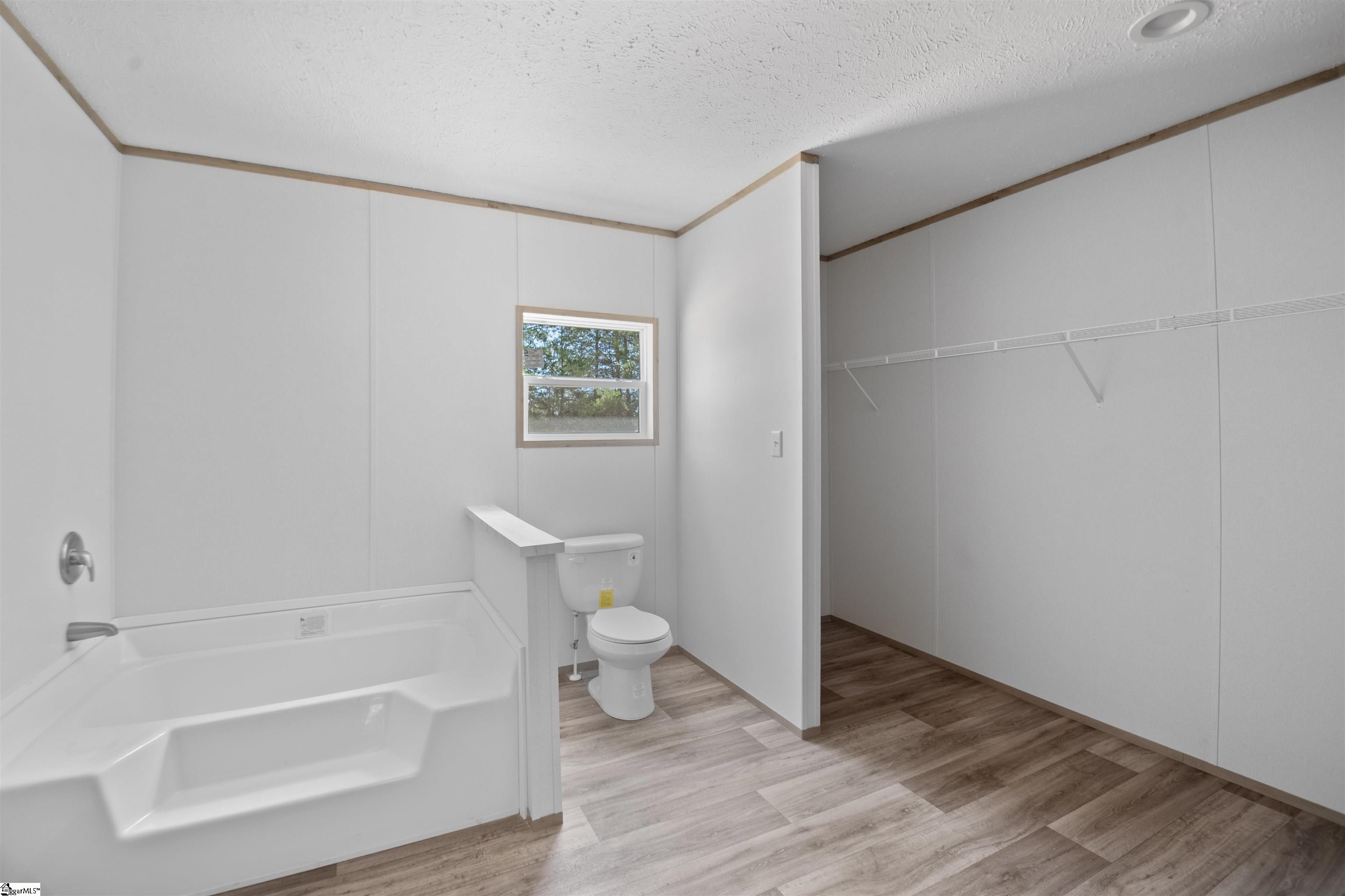 104 Sunny Meadow Way Property Photo 28