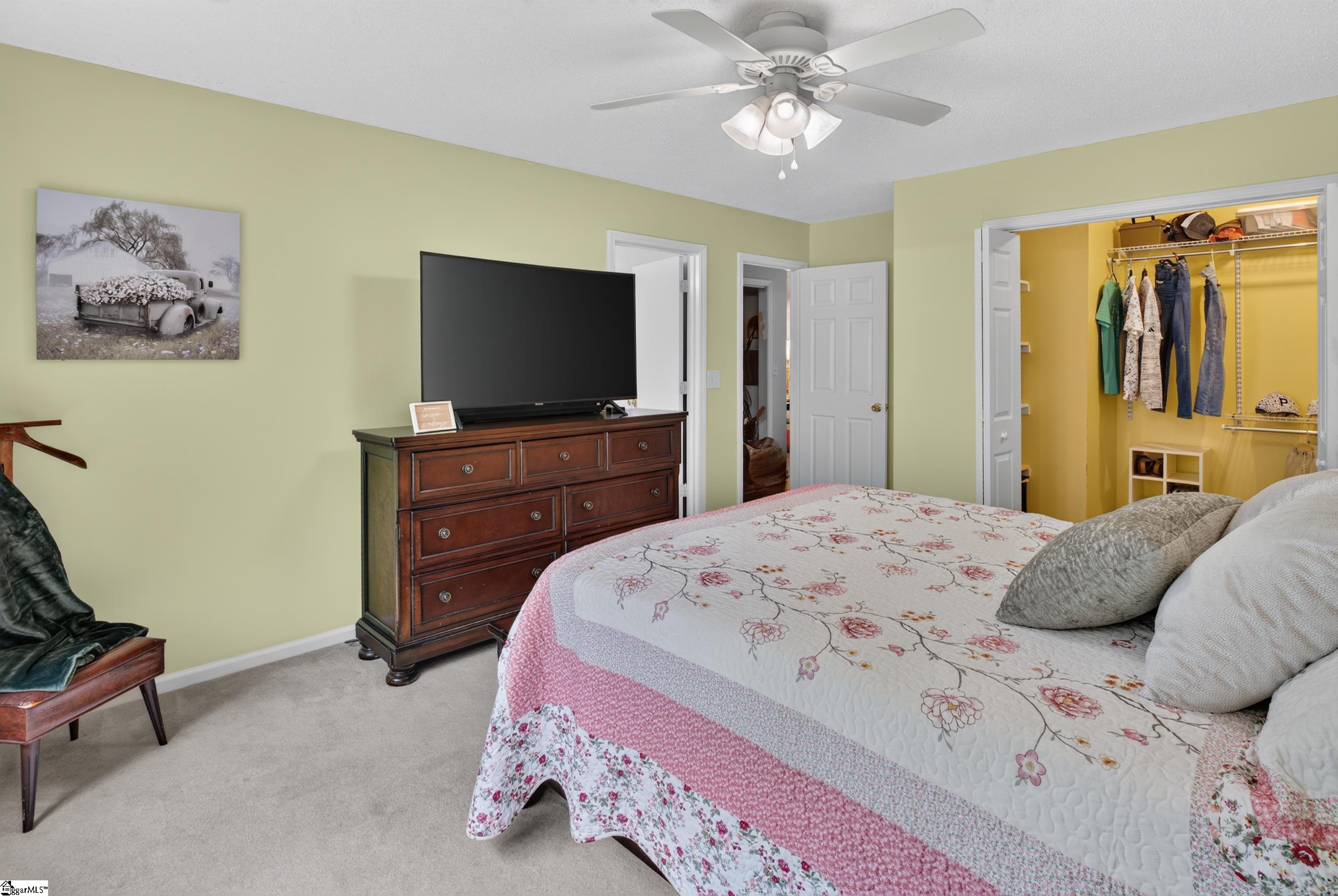 1509 Winding Way Property Photo 14