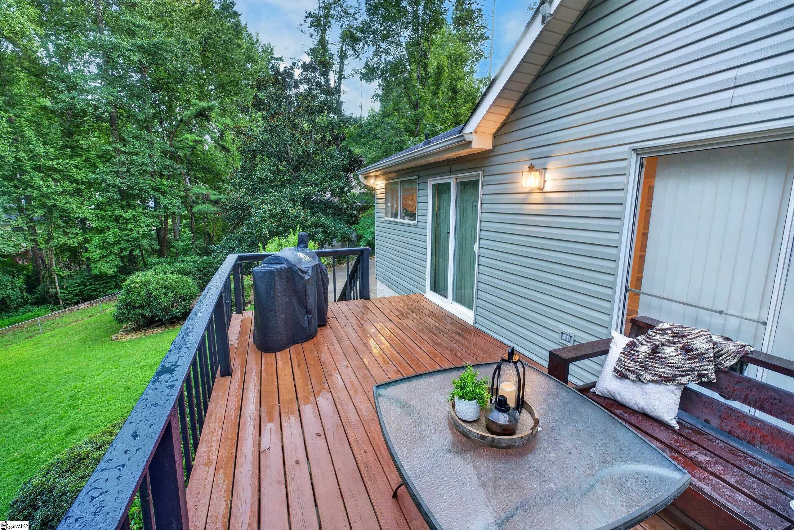 1509 Winding Way Property Photo 27