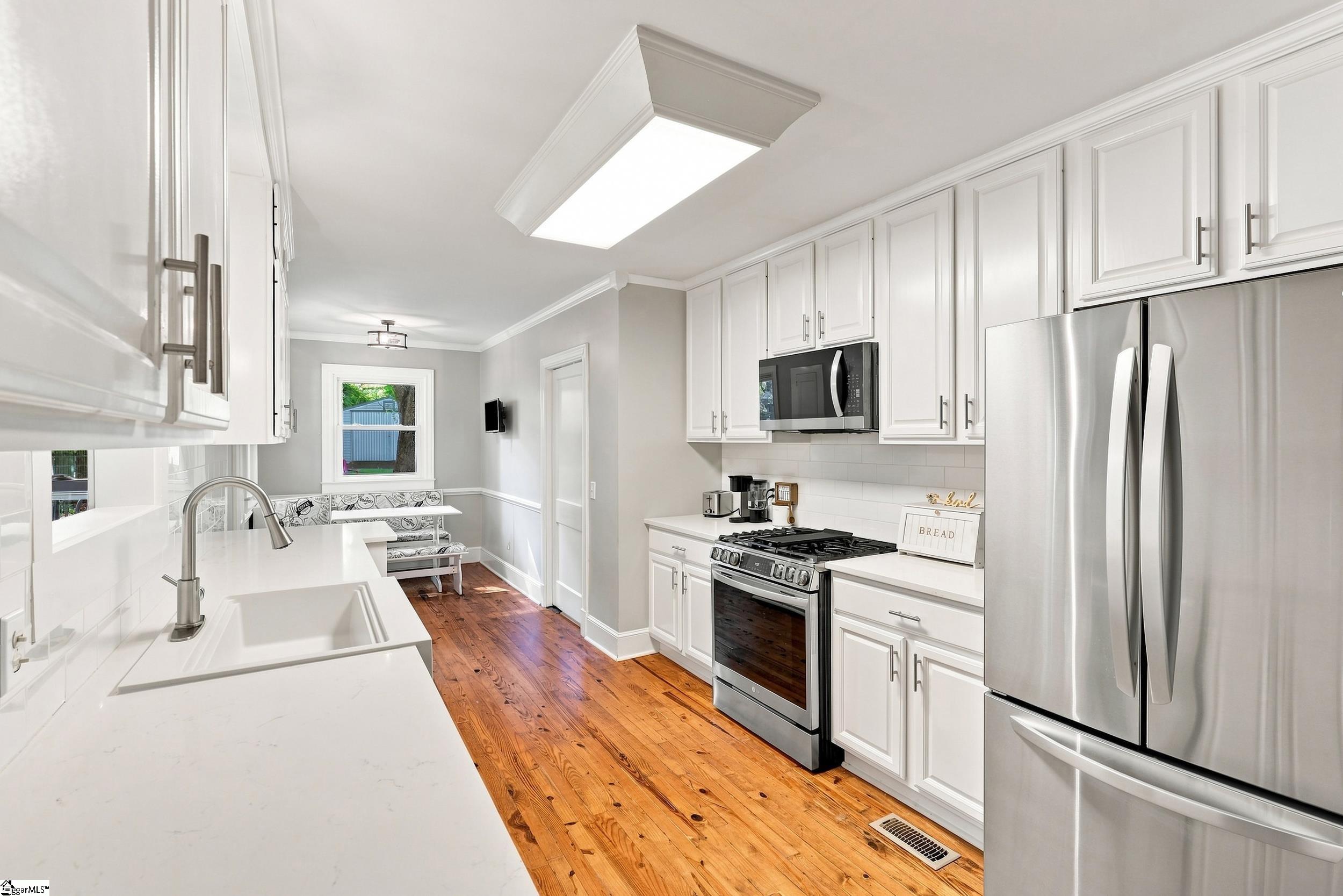 501 N B Street Property Photo 12