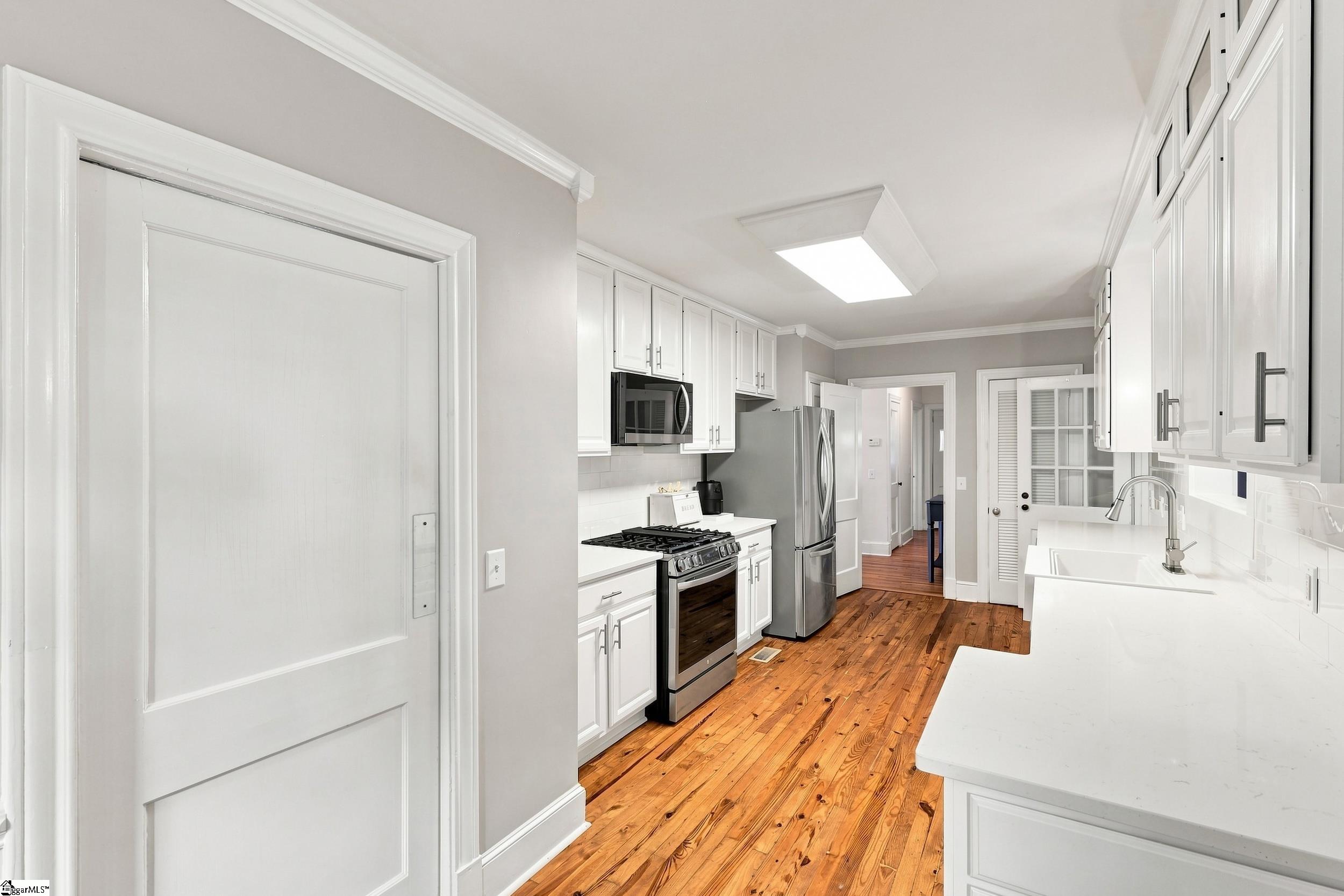 501 N B Street Property Photo 13