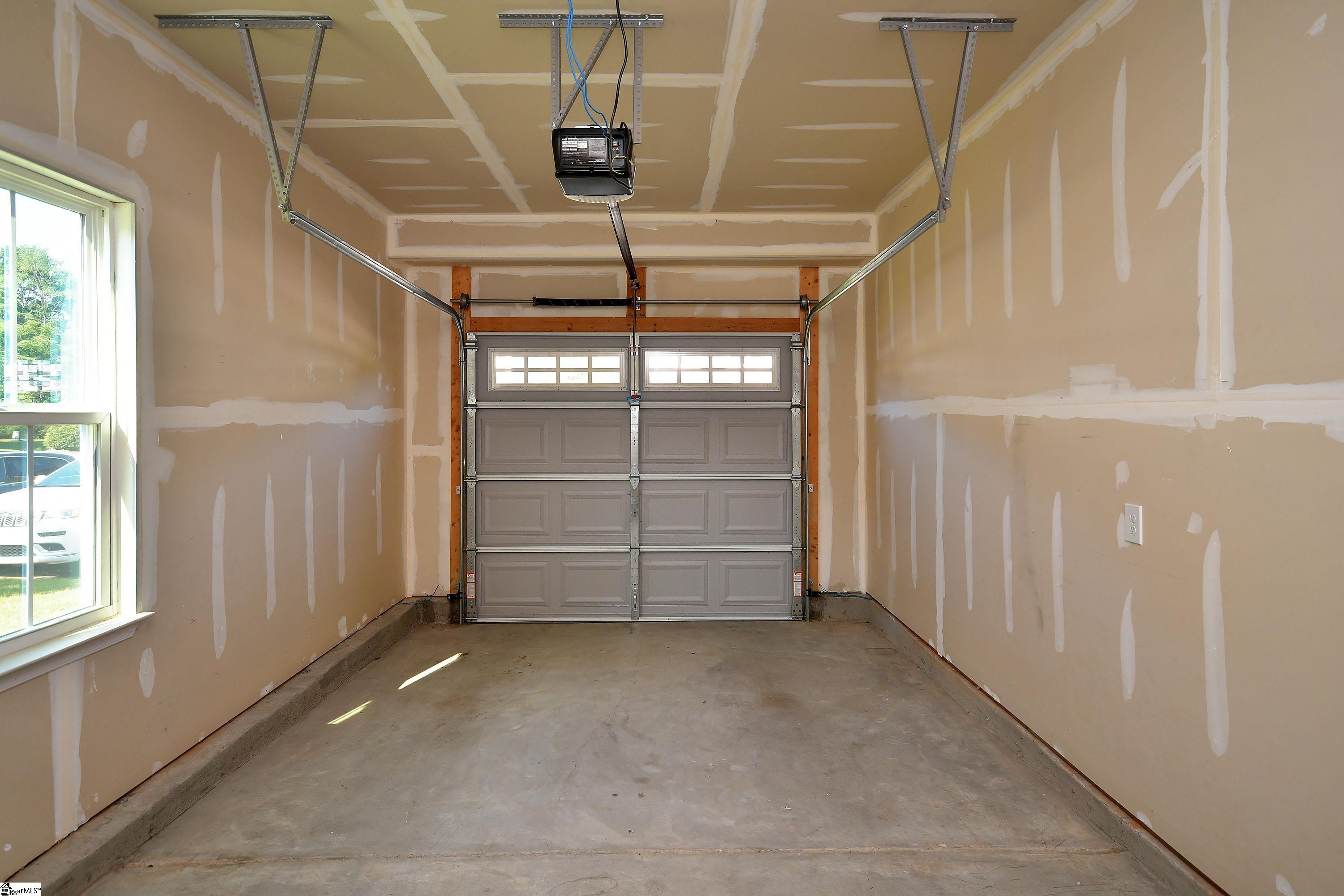 128 Lilywood Court Property Photo 29