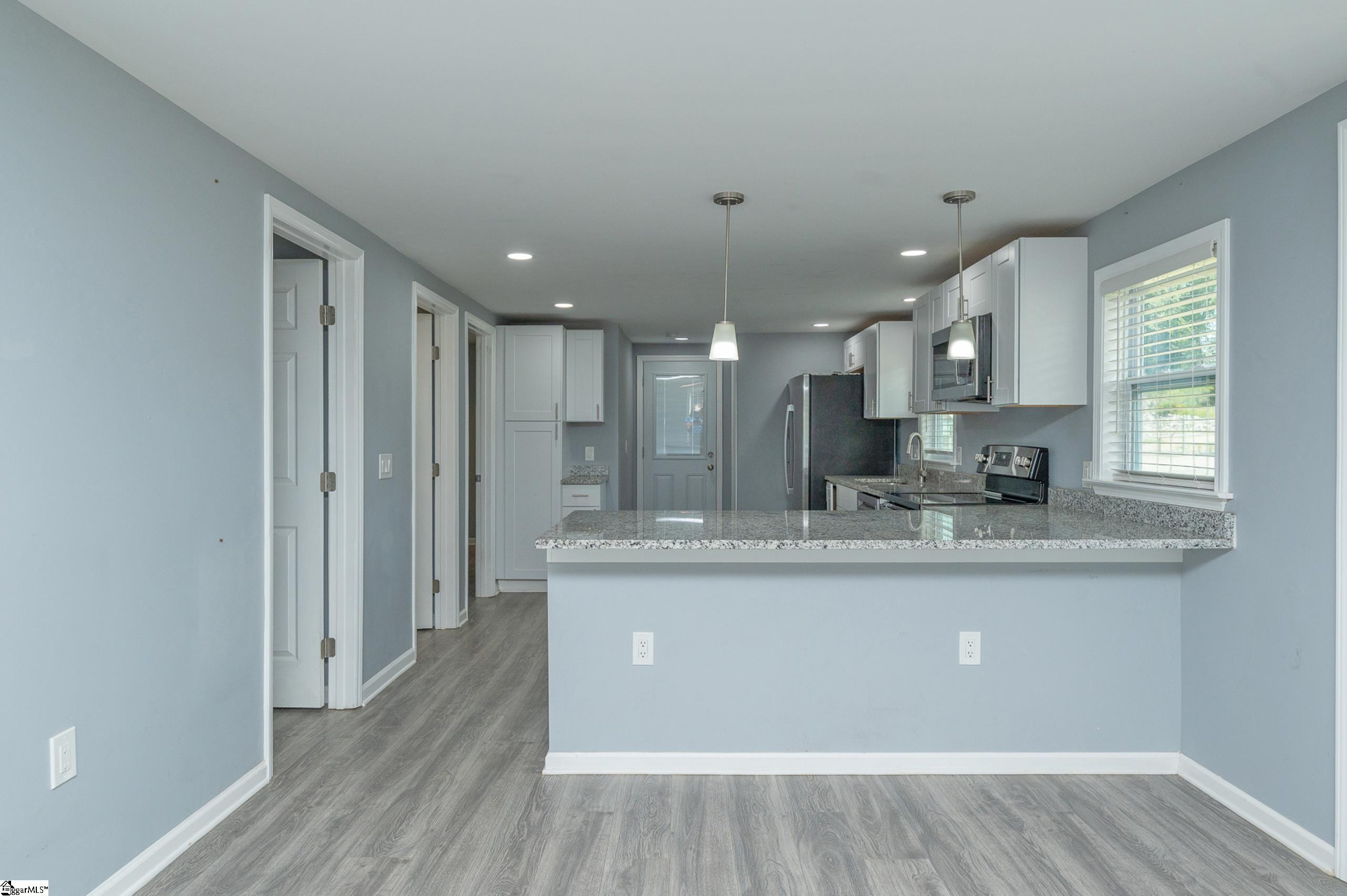 300 Cedar Springs Road Property Photo 8
