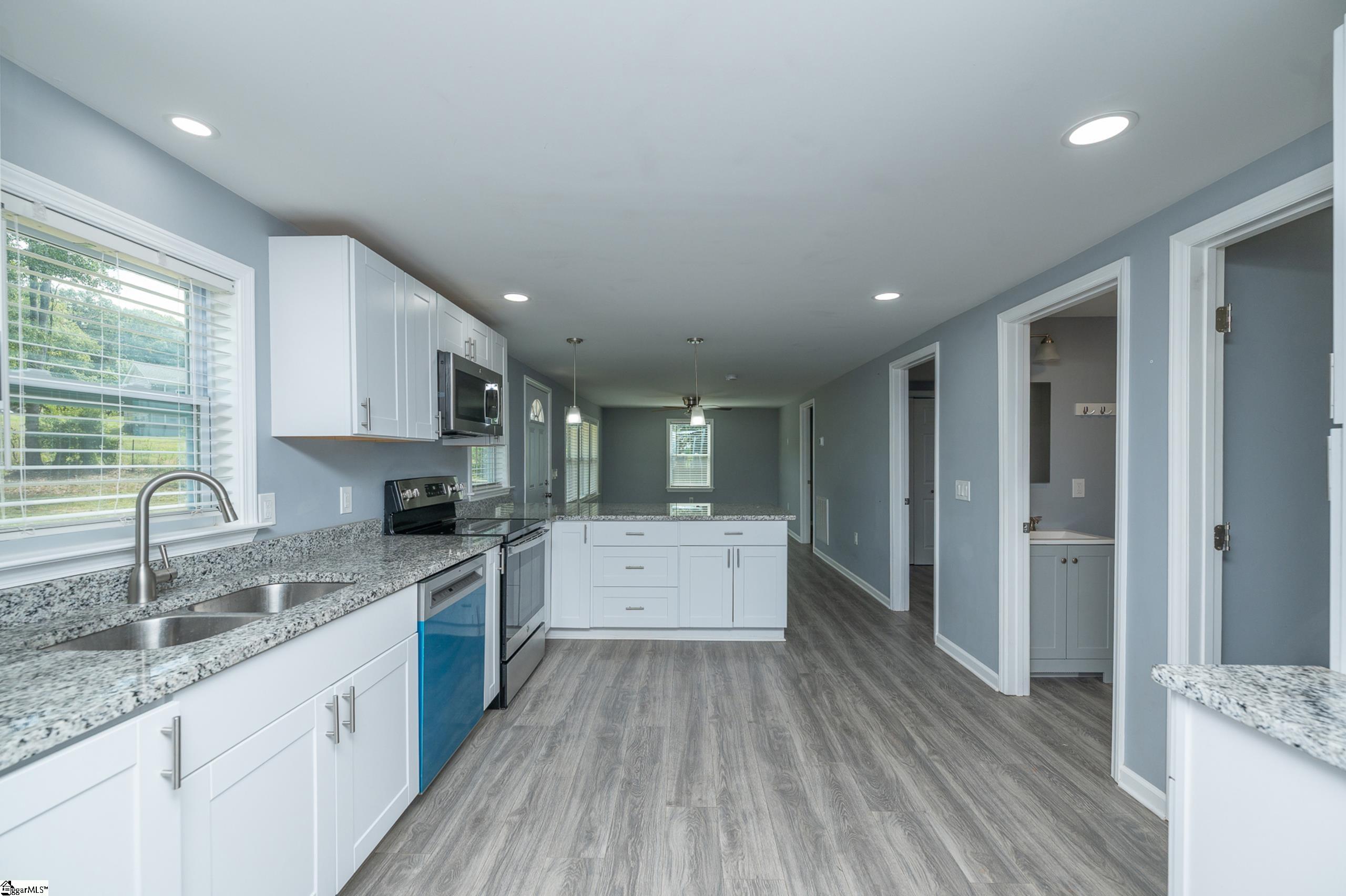 300 Cedar Springs Road Property Photo 11