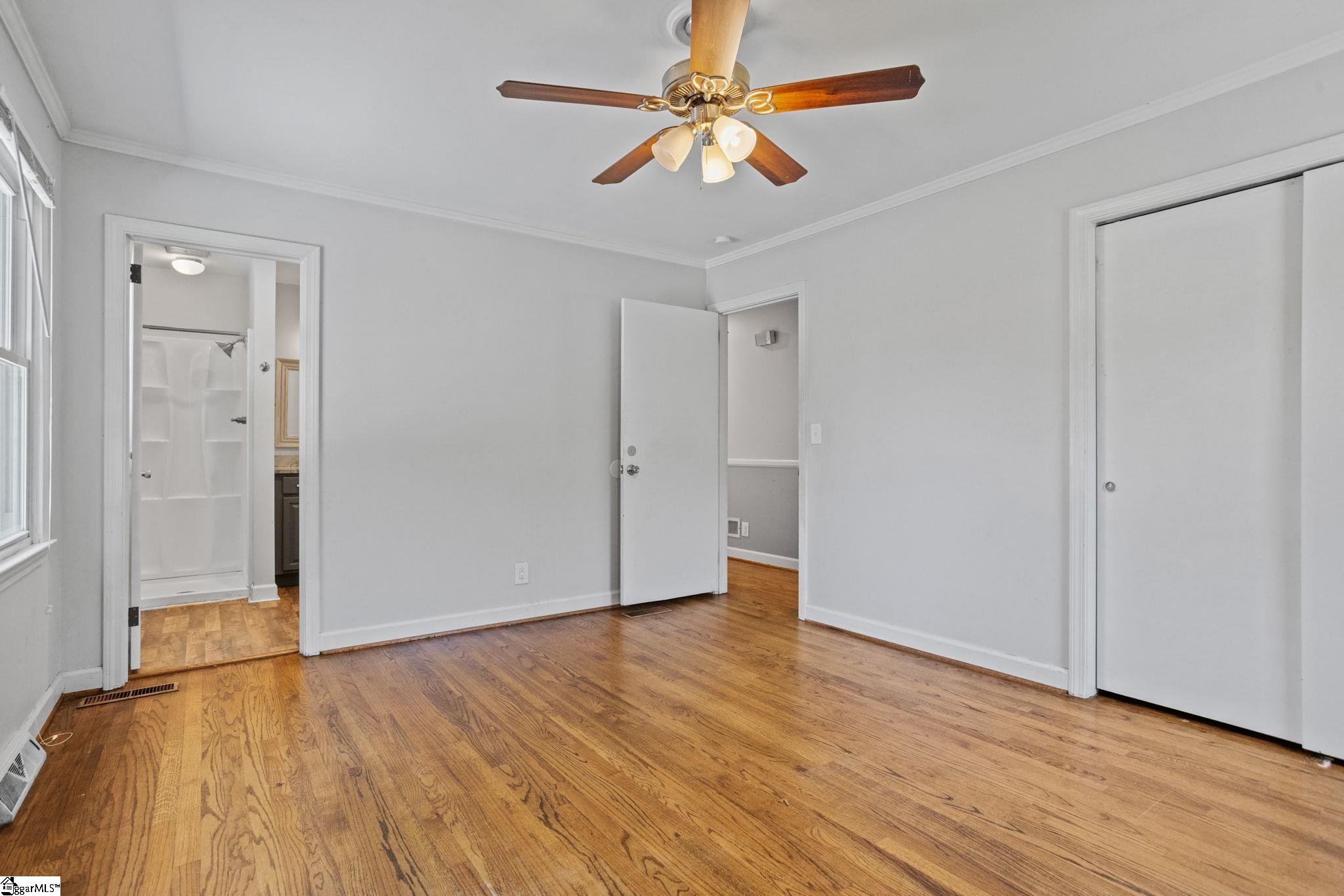 706 W Lee Road Property Photo 17