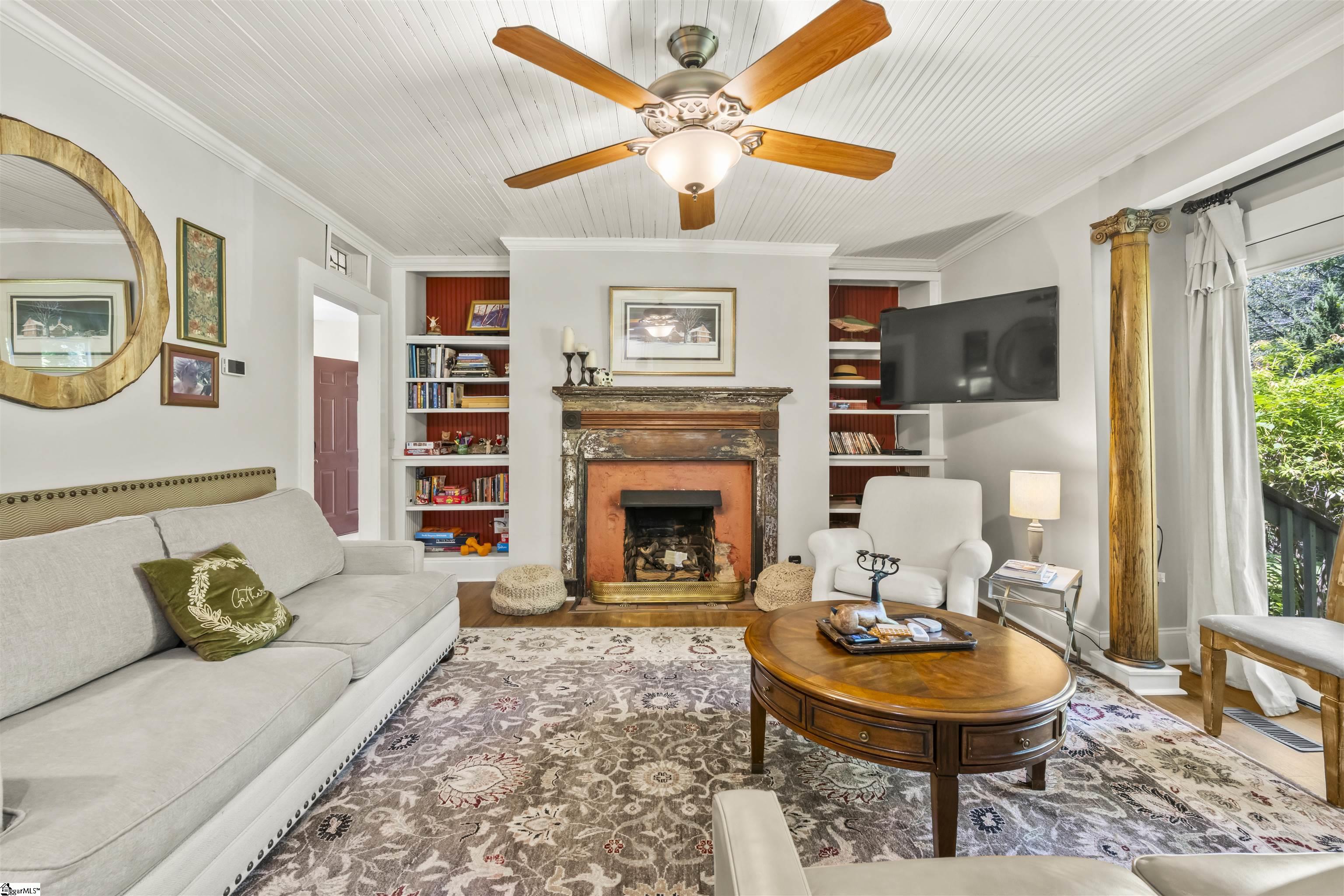 520 Esseola Street Property Photo 6
