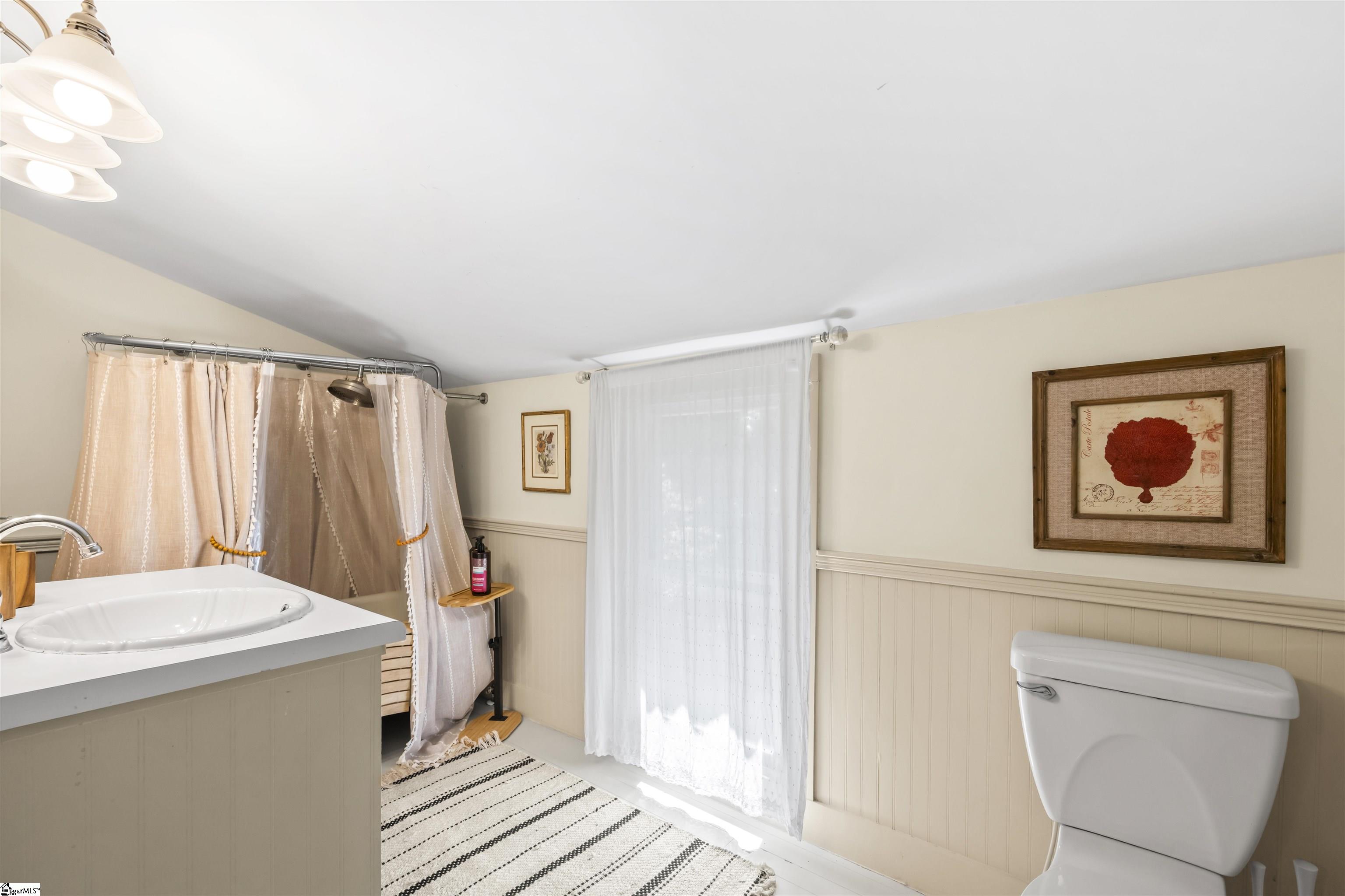 520 Esseola Street Property Photo 23
