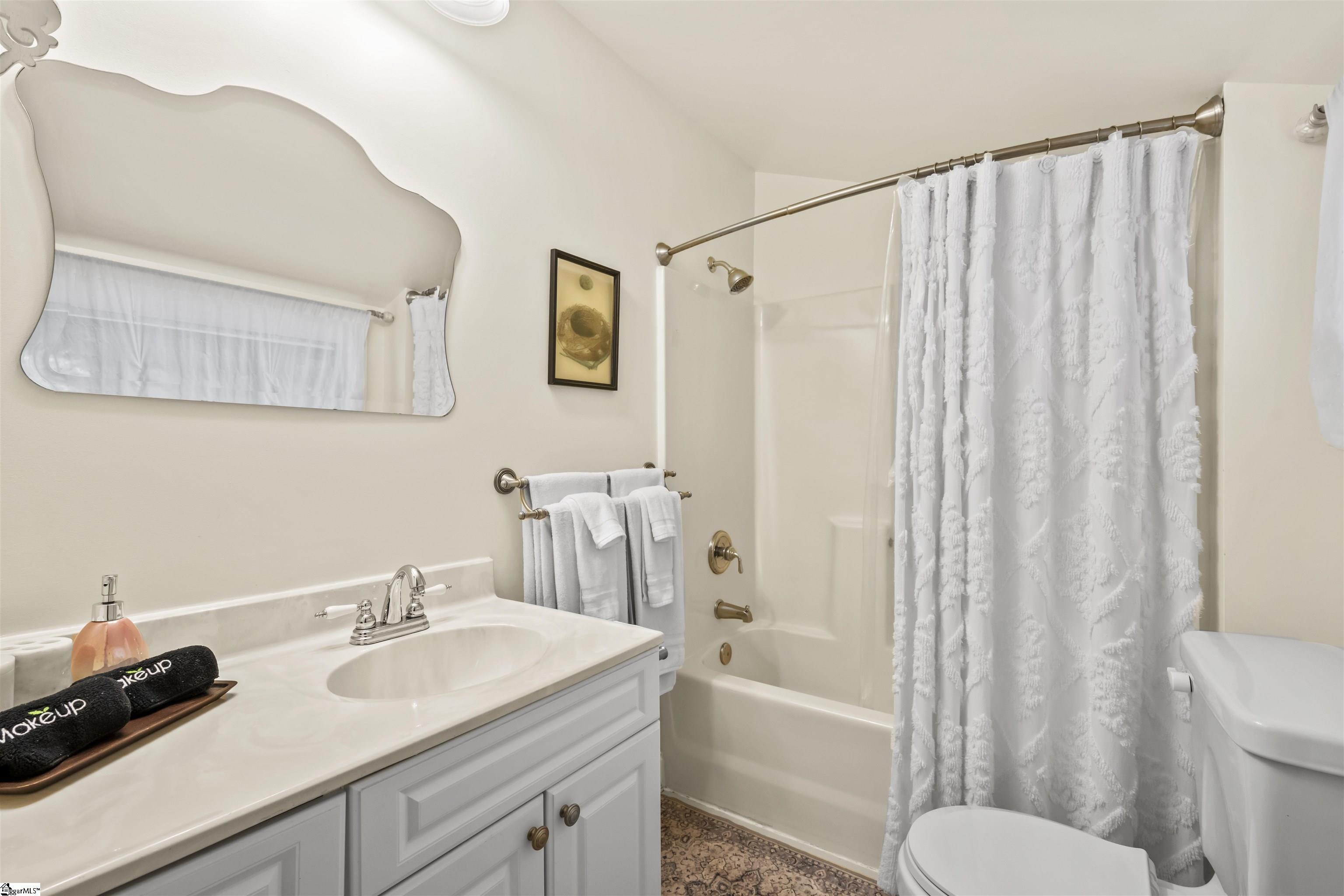 520 Esseola Street Property Photo 24
