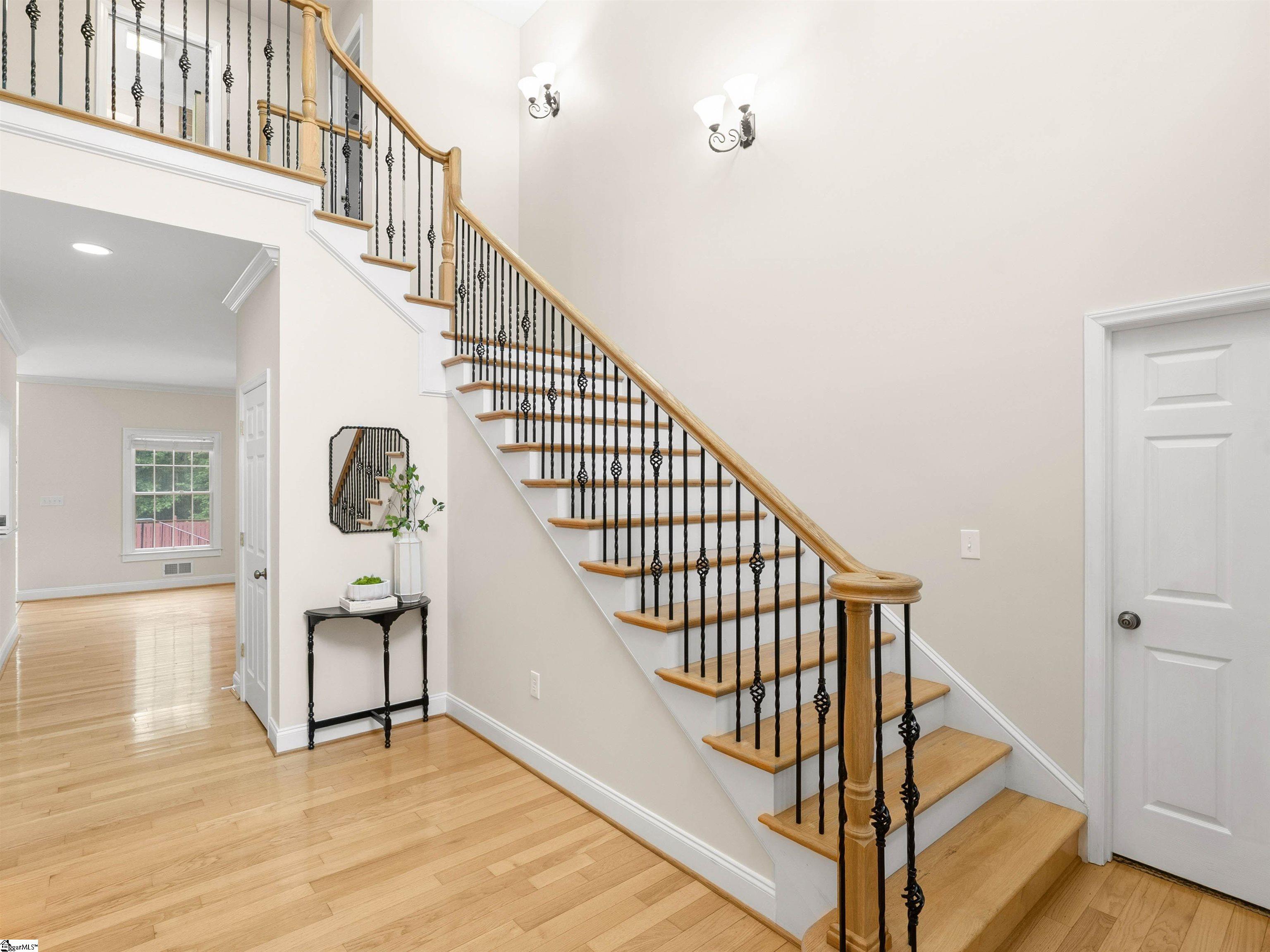 453 Circle Road Property Photo 10