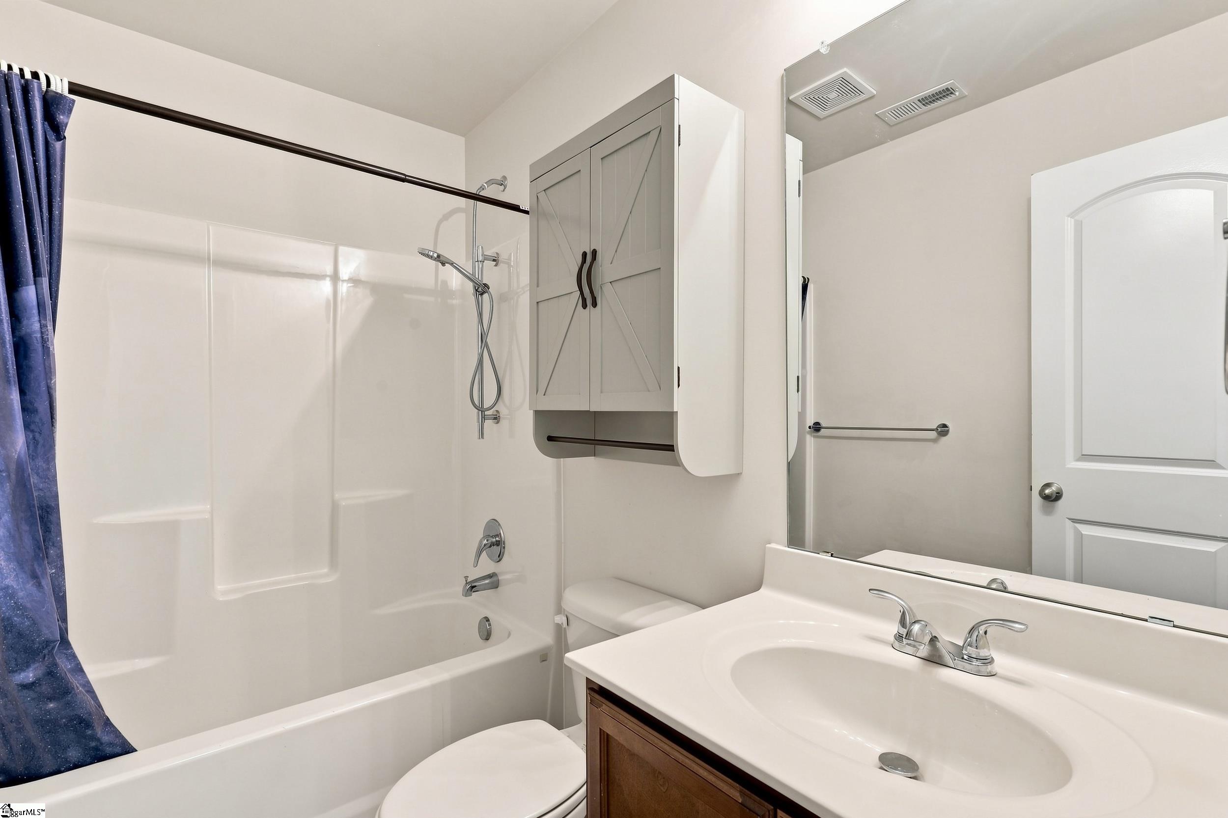 129 Colonial Walk Property Photo 22