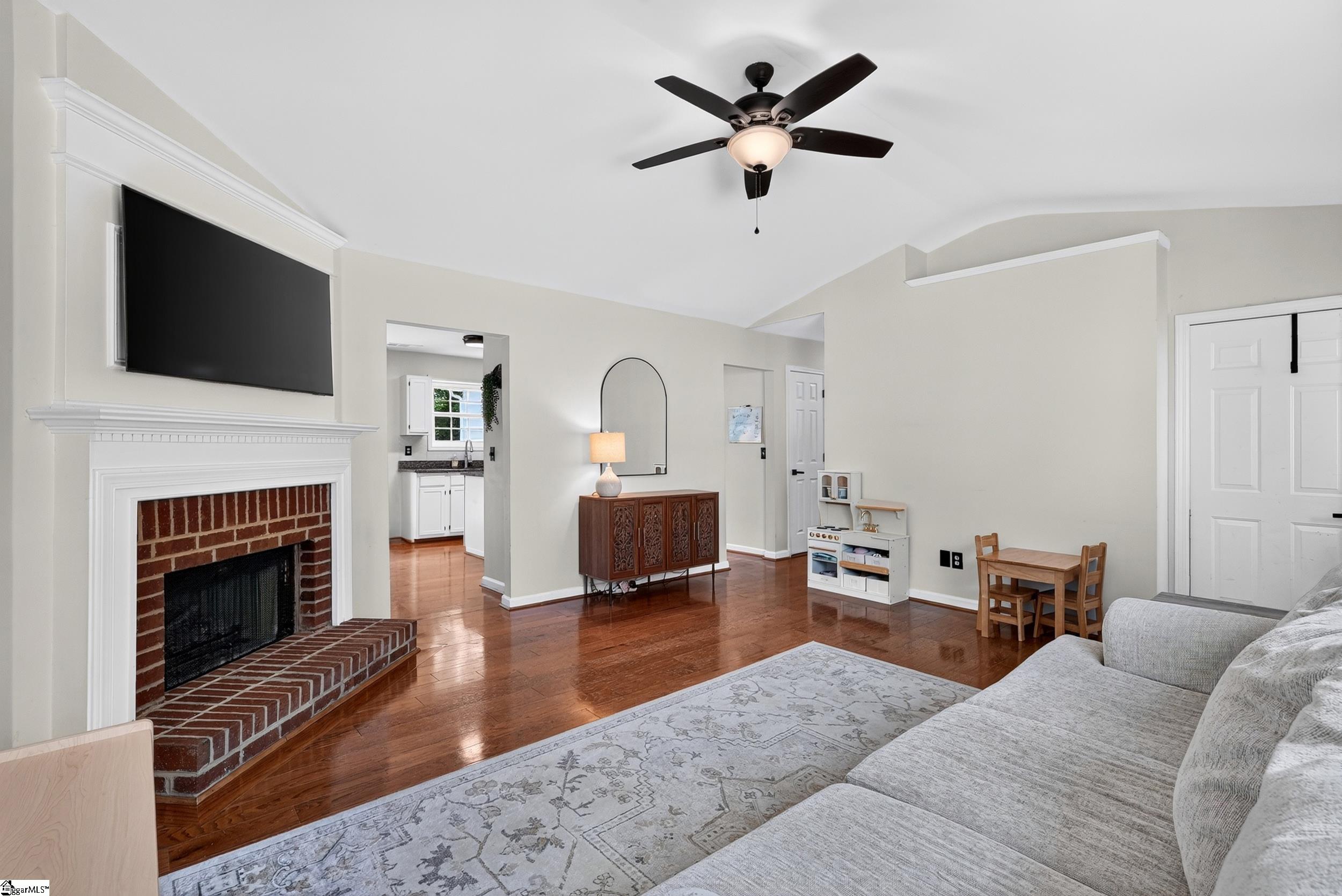 19 Summerlin Place Property Photo 8