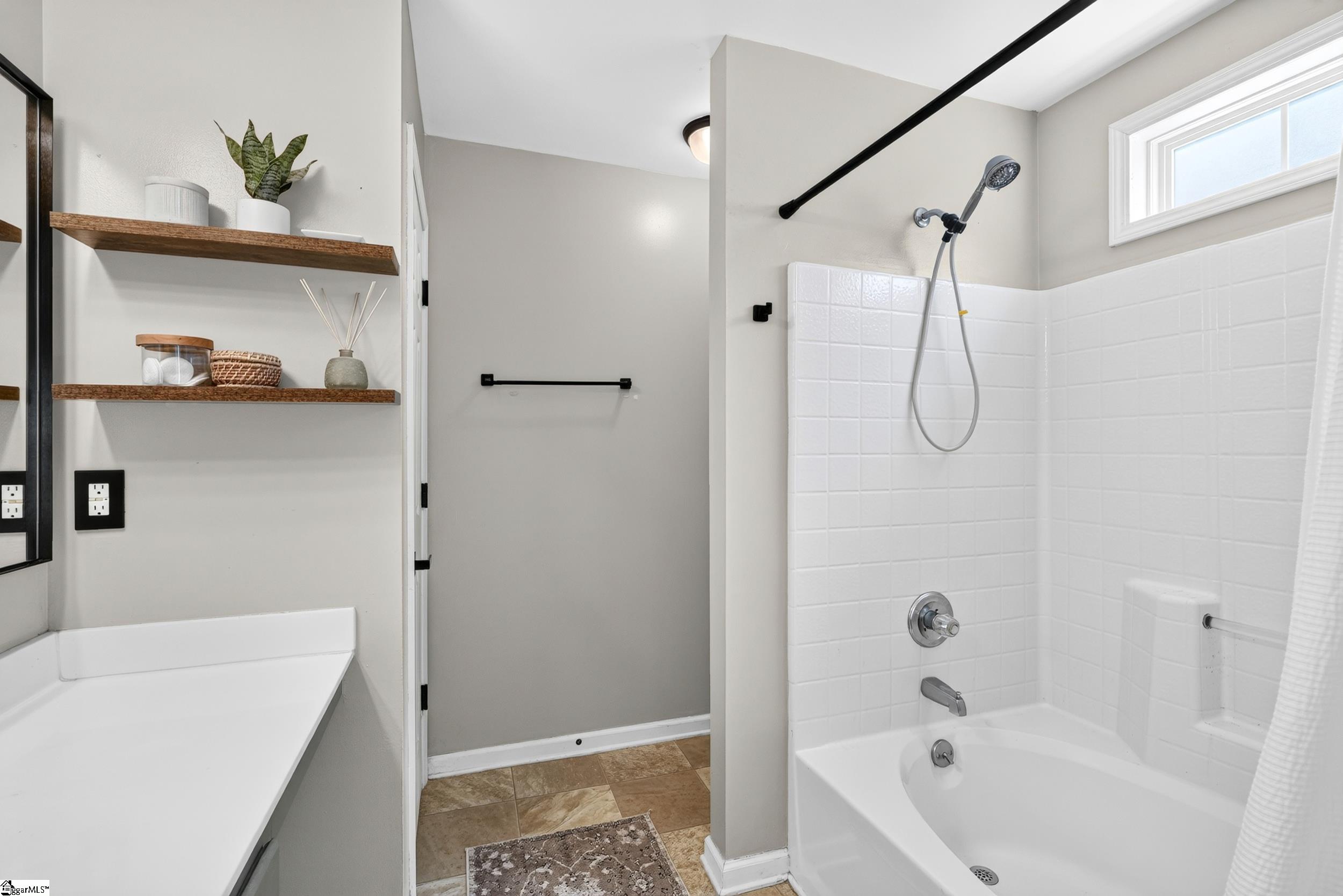 19 Summerlin Place Property Photo 18