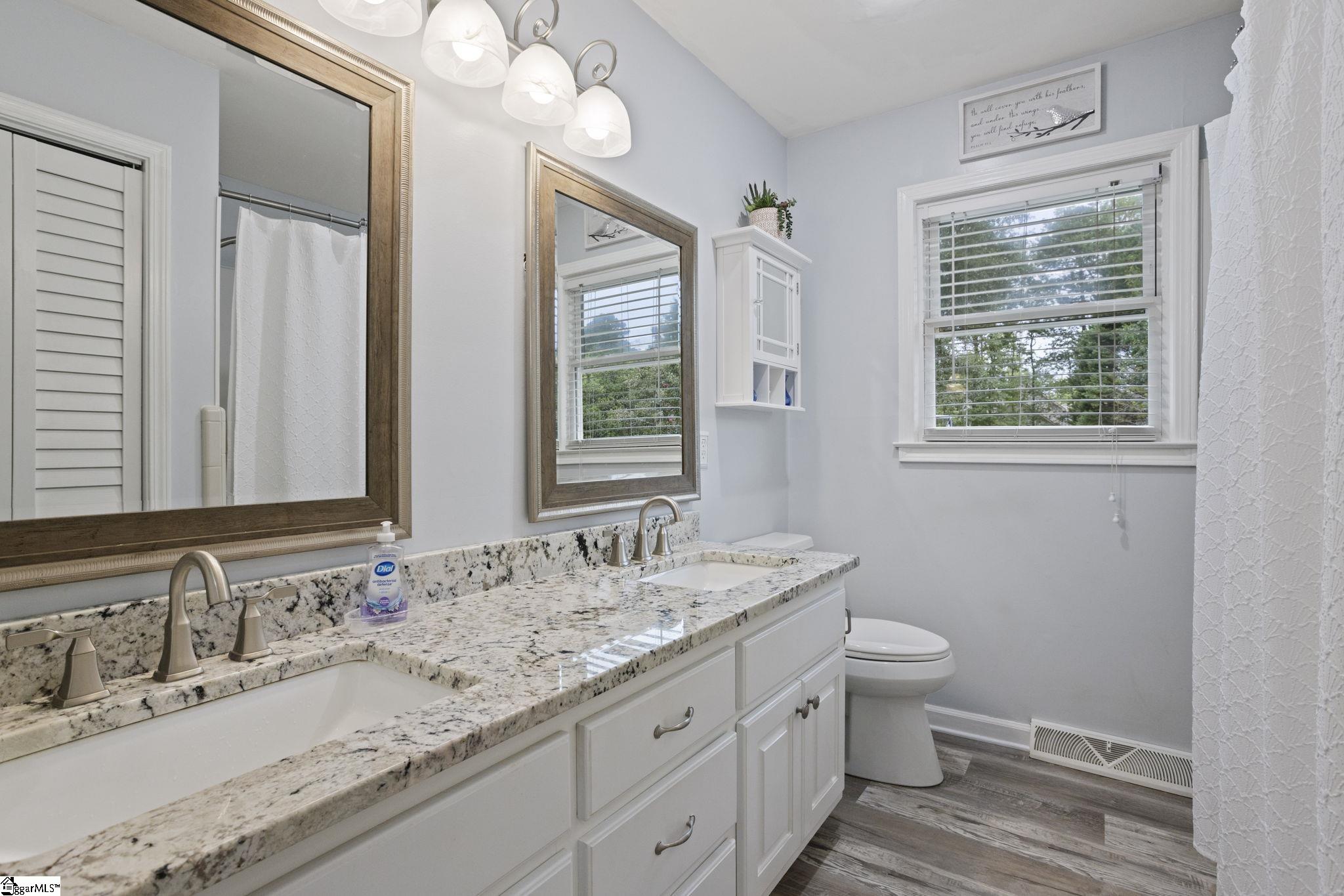 15 Morningdale Drive Property Photo 8