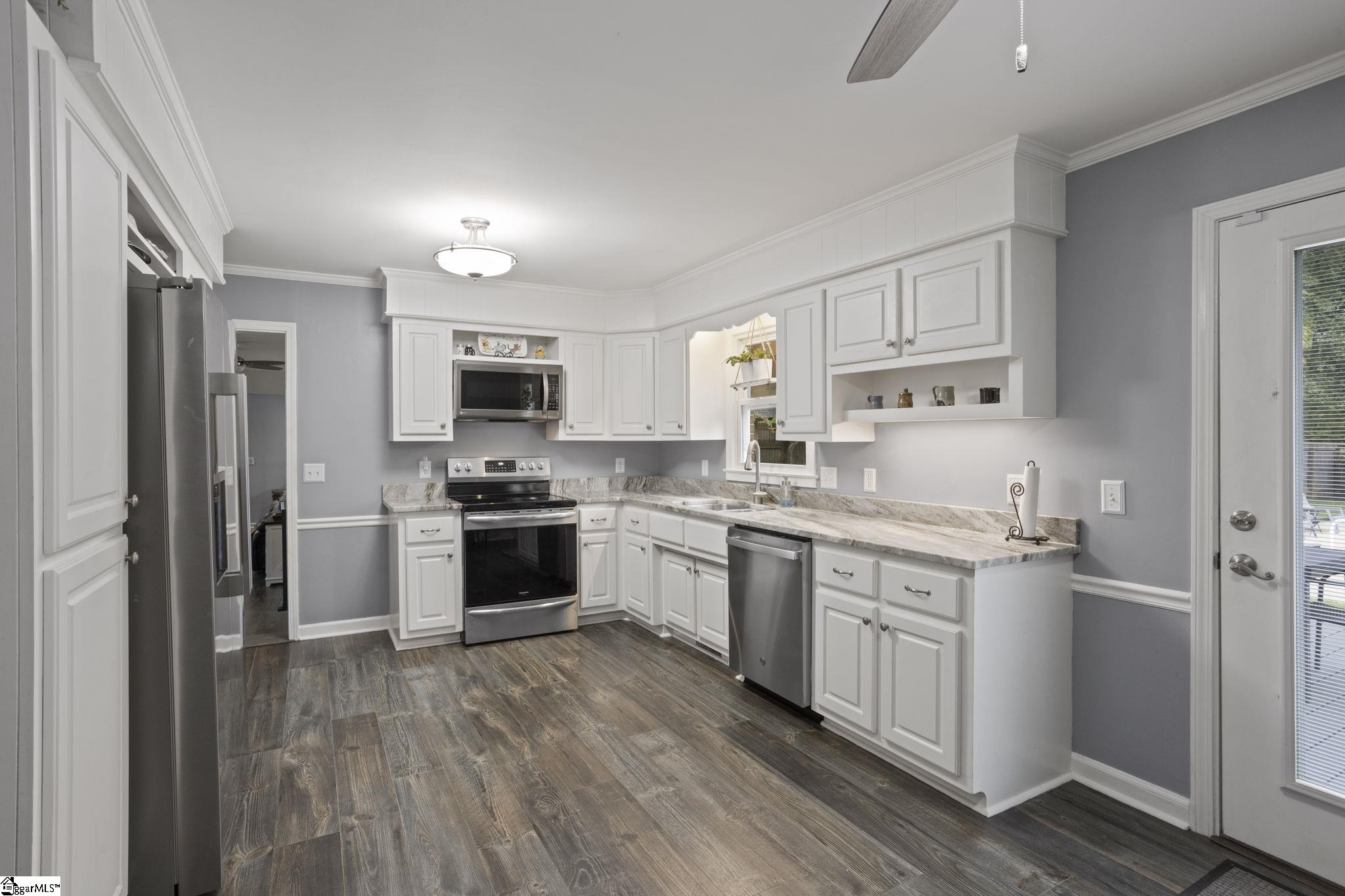 15 Morningdale Drive Property Photo 16