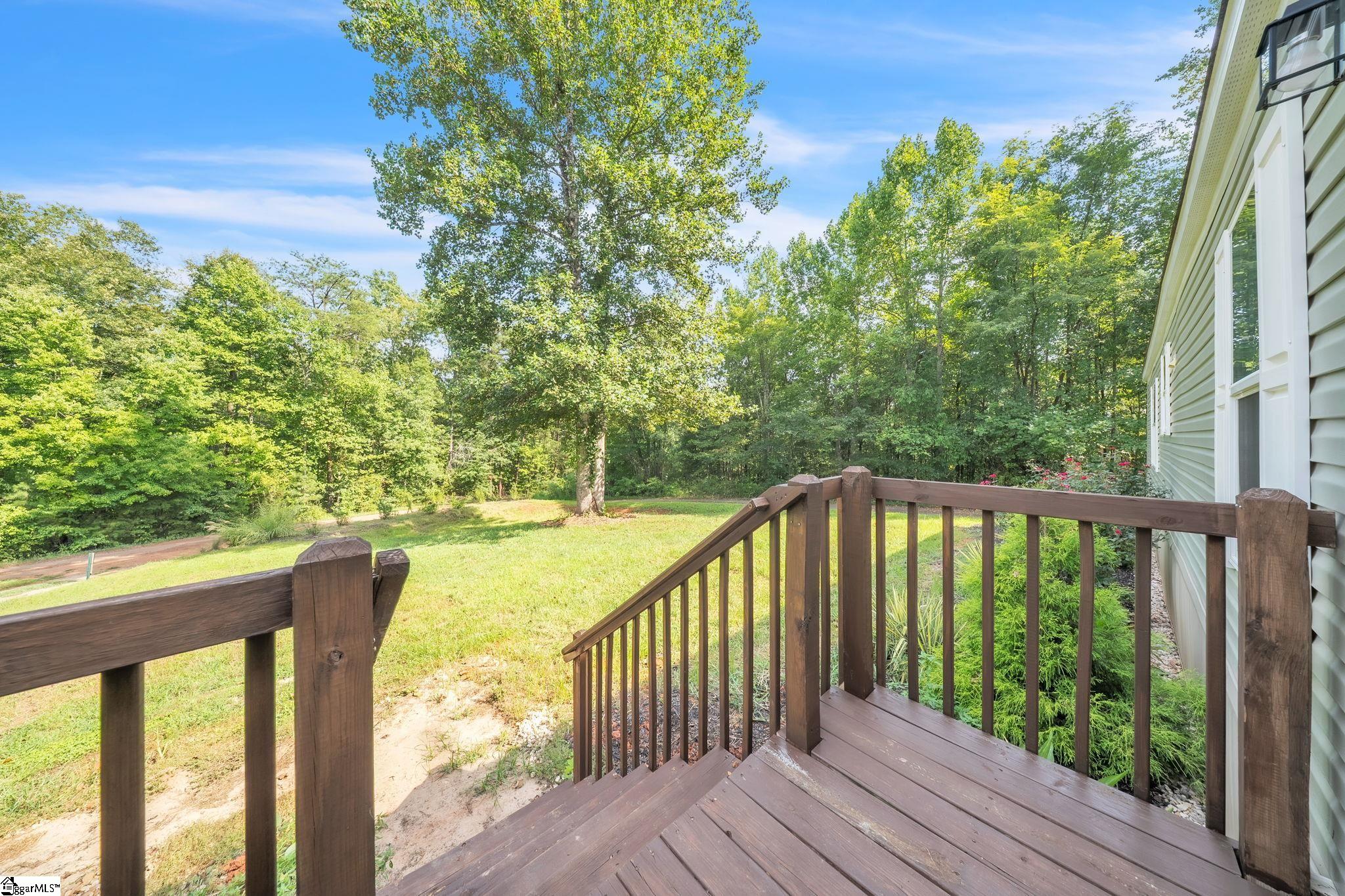 121 Hightop Drive Property Photo 3