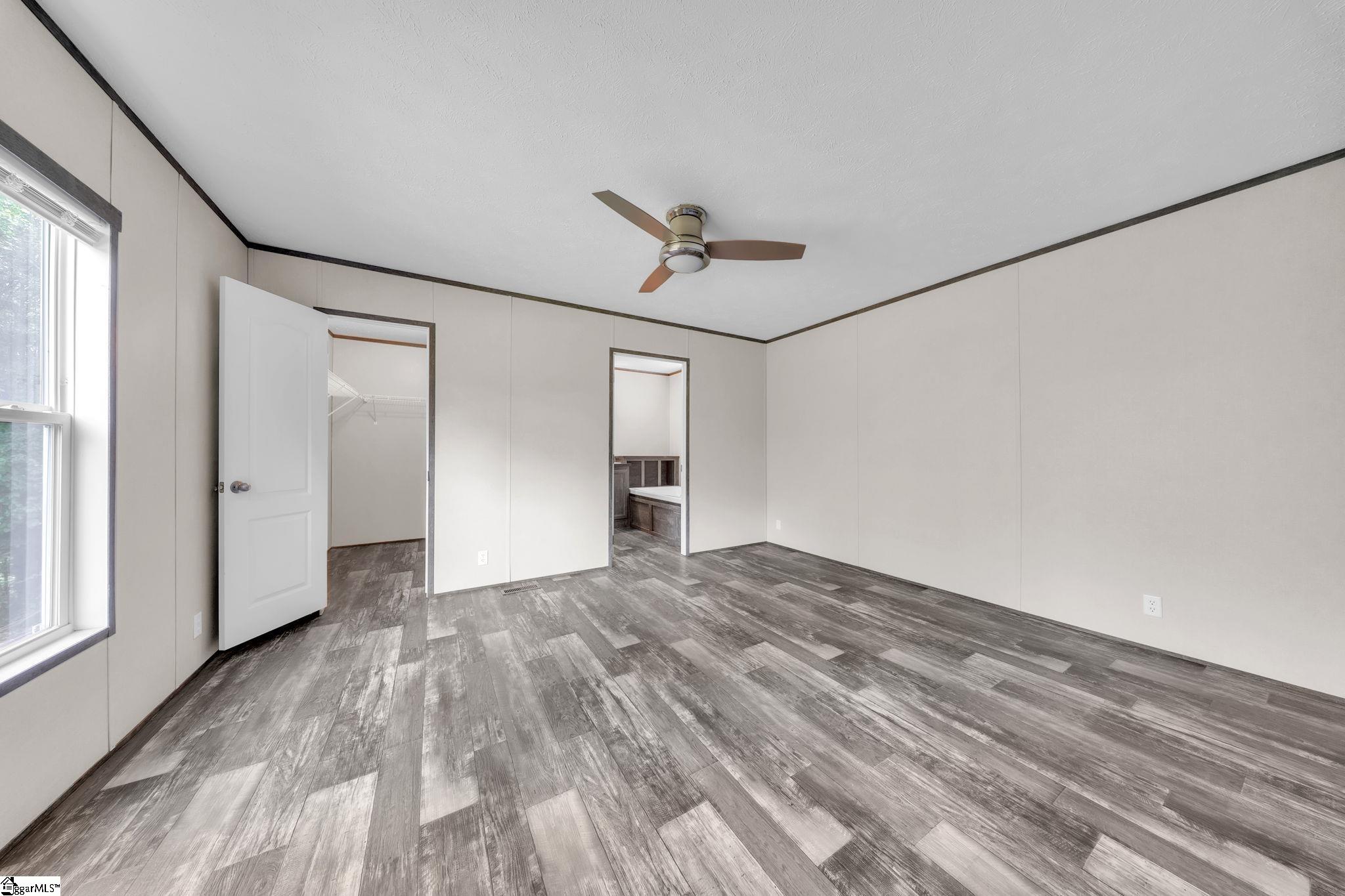 121 Hightop Drive Property Photo 12