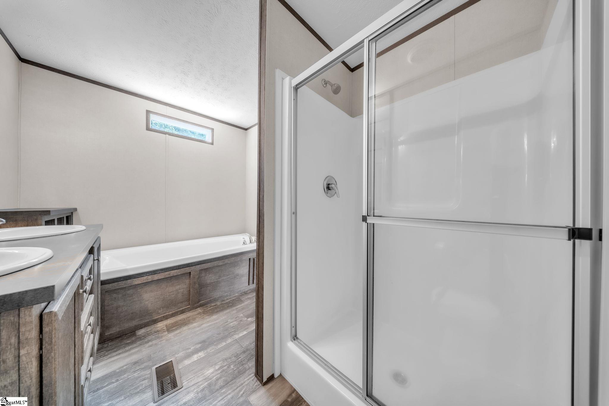 121 Hightop Drive Property Photo 16