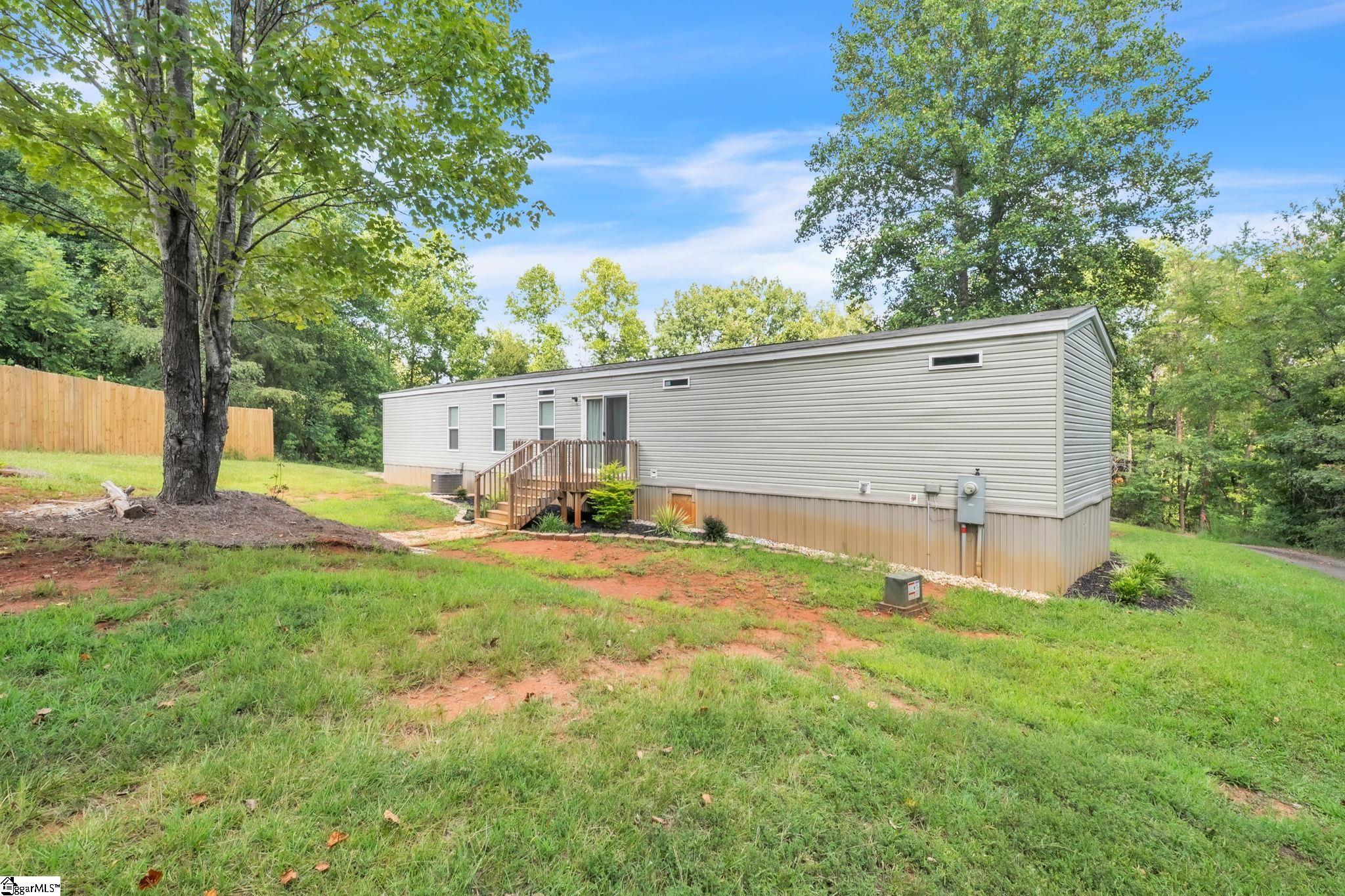121 Hightop Drive Property Photo 27