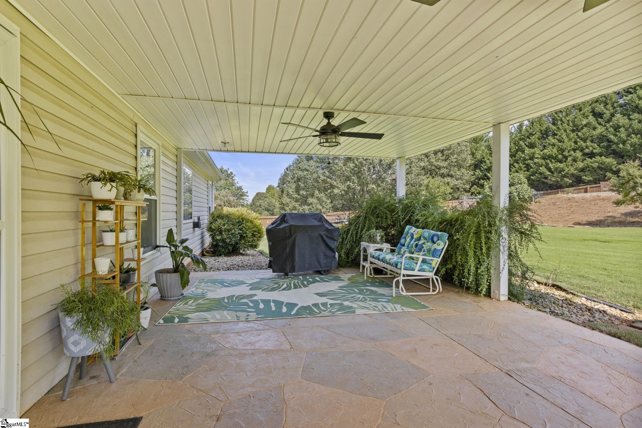 52 Sacha Lane Property Photo 6