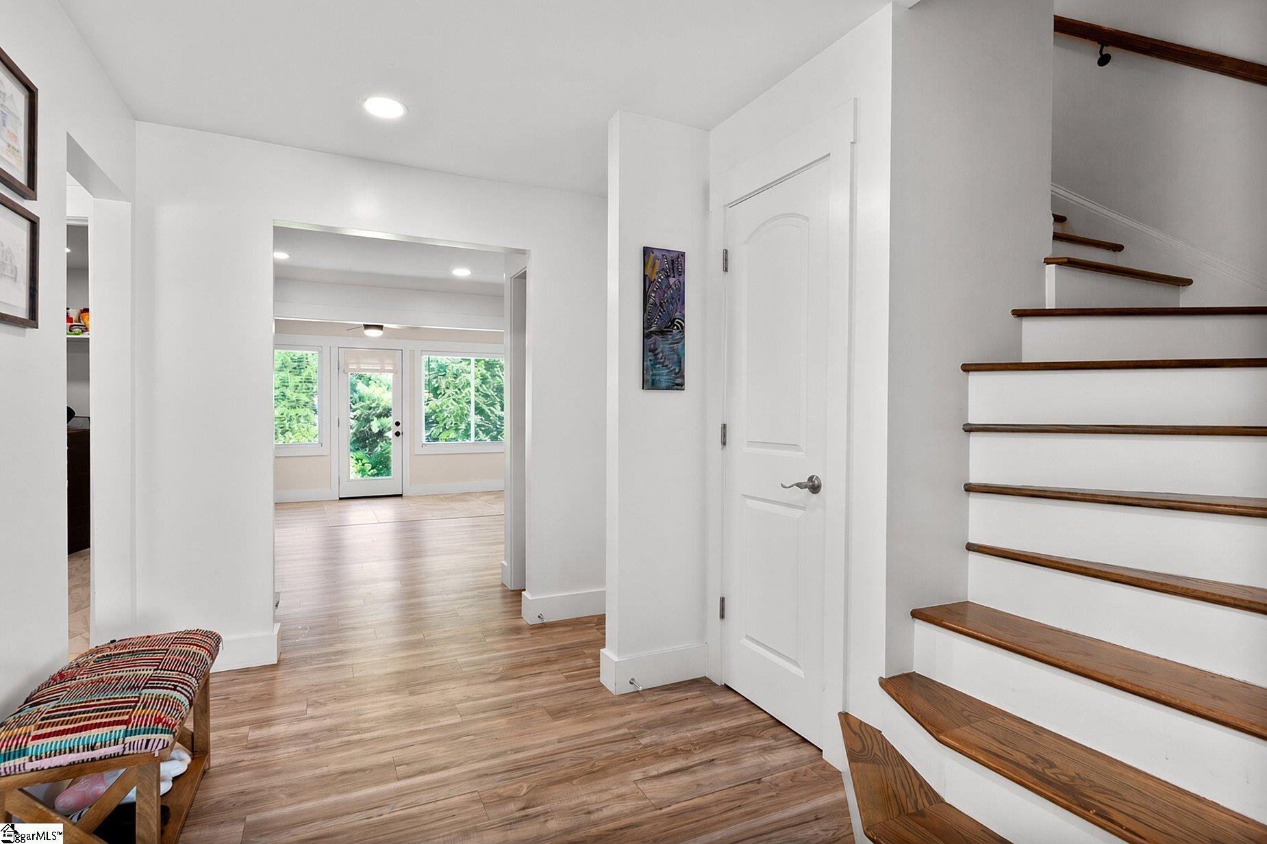 1906 417 Highway Property Photo 10