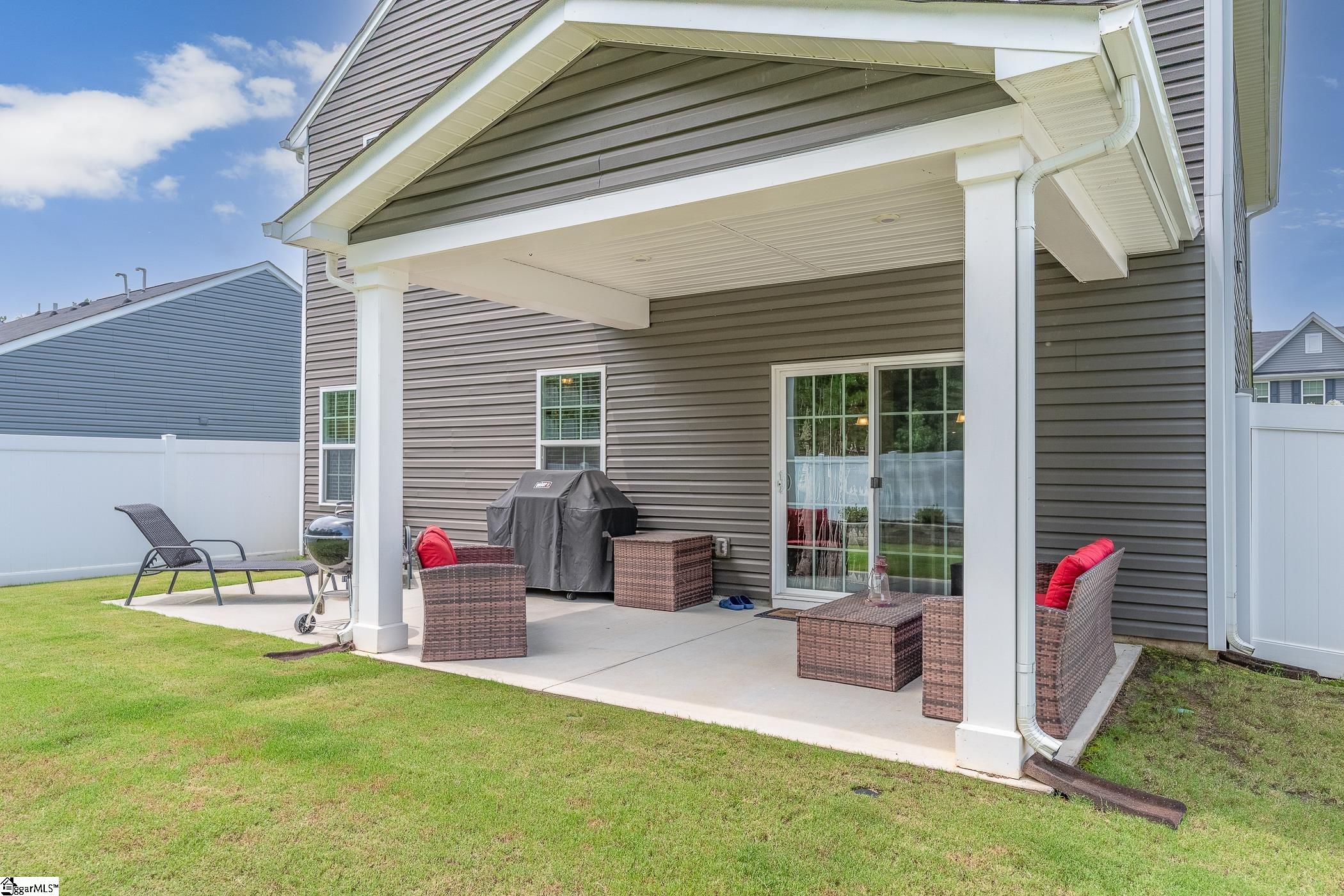 9 Wiltshire Circle Property Photo 3