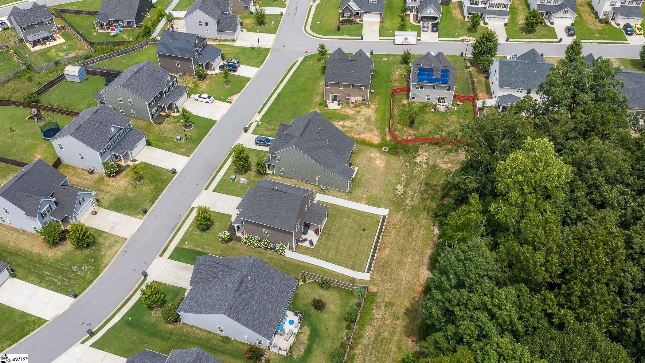9 Wiltshire Circle Property Photo 7