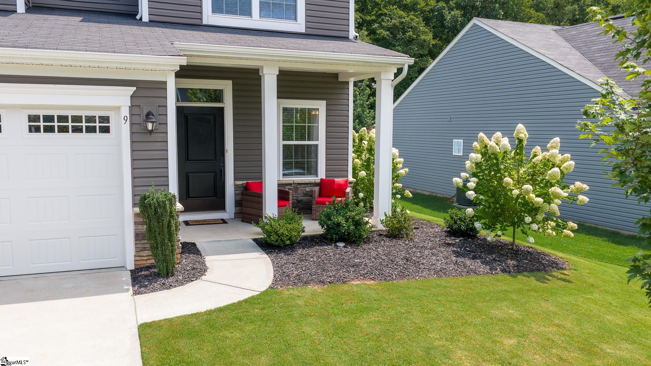 9 Wiltshire Circle Property Photo 10