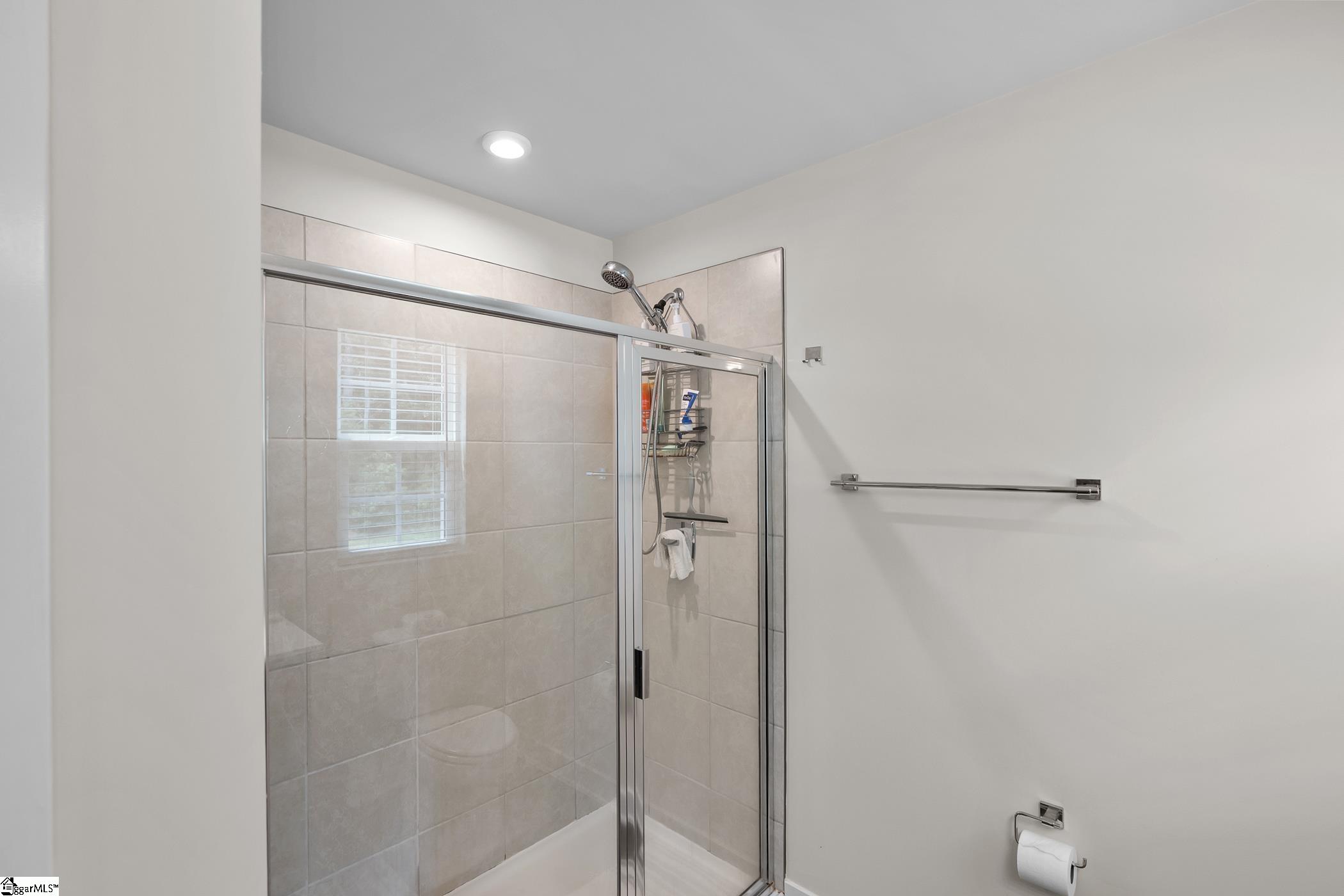 9 Wiltshire Circle Property Photo 27