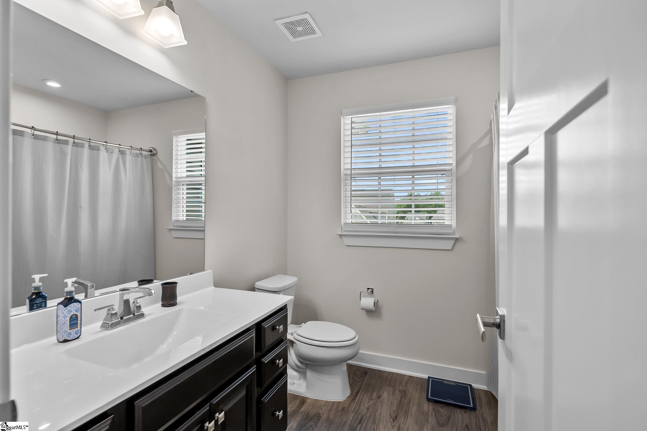 9 Wiltshire Circle Property Photo 31