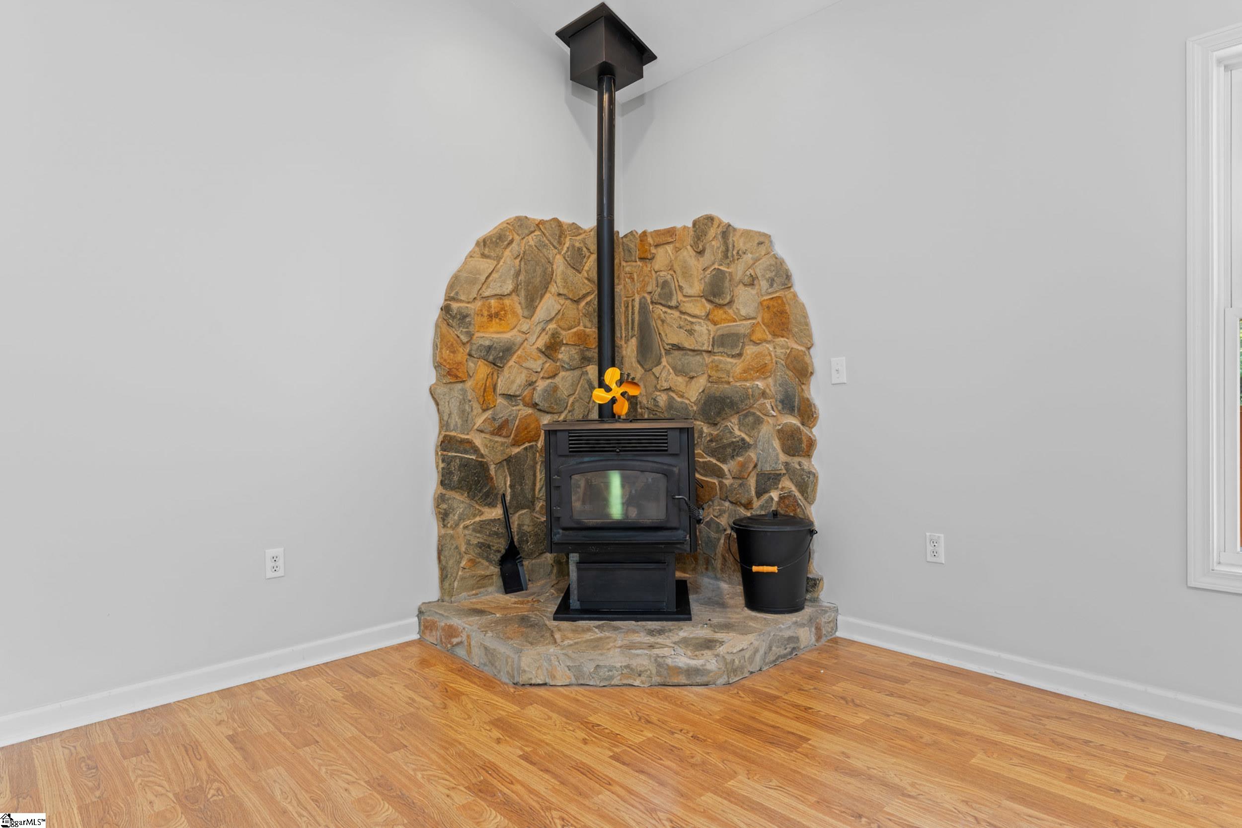 397 Lindsey Lake Road Property Photo 12