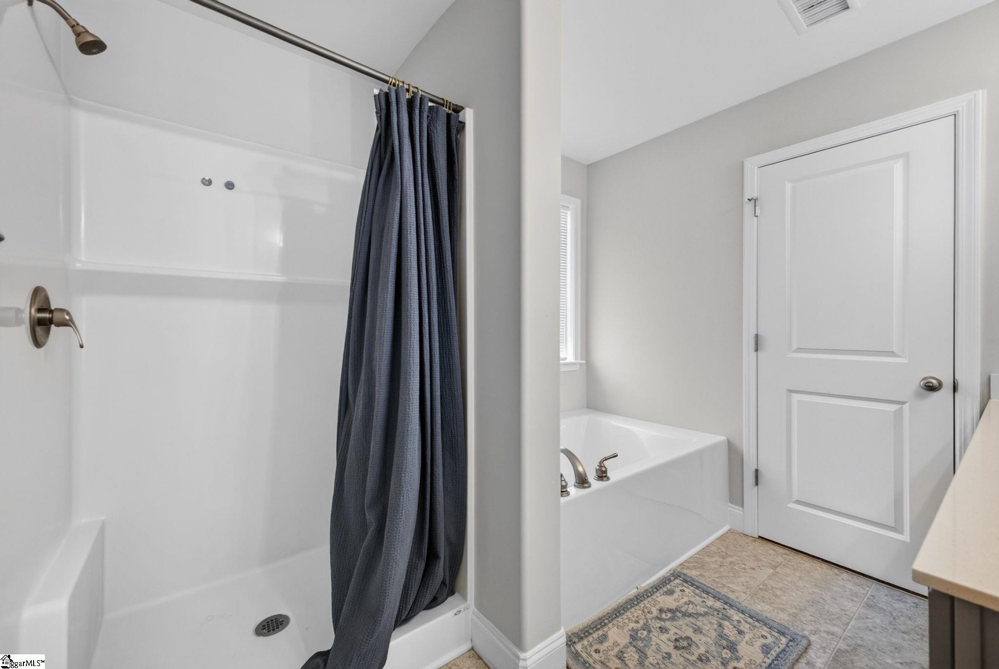 503 Bridlecrest Lane Property Photo 21