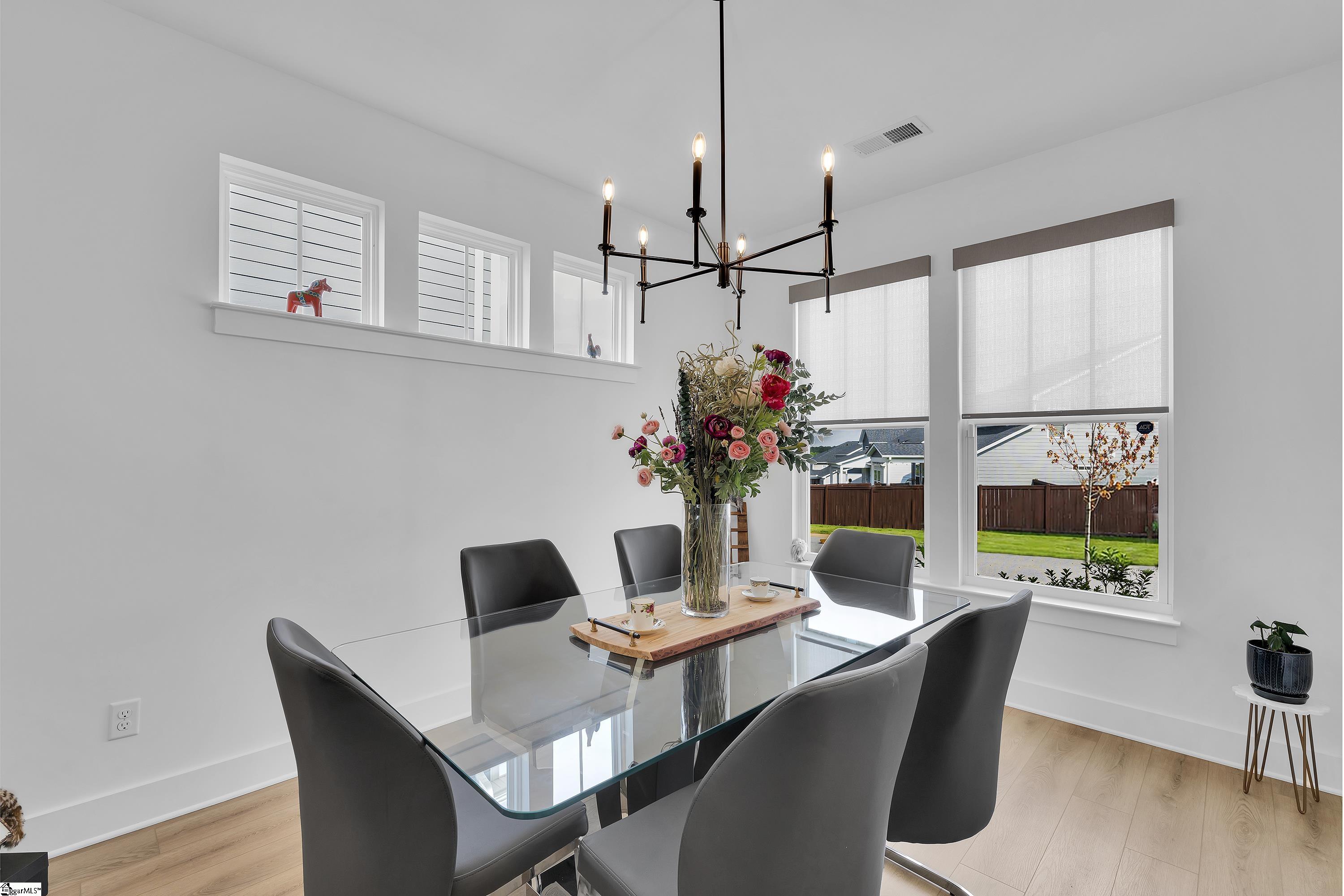 916 Diane Lane Property Photo 8