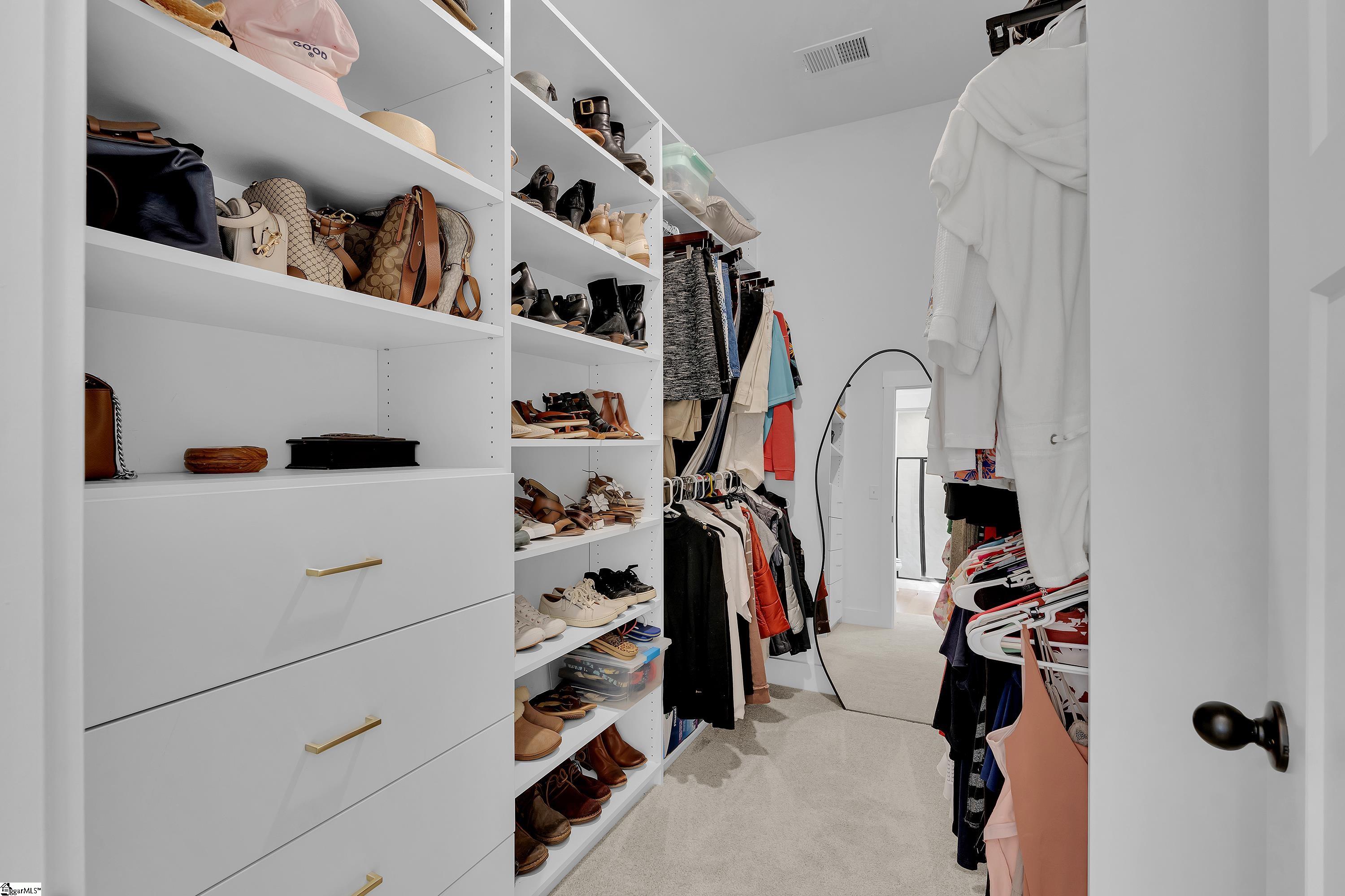 916 Diane Lane Property Photo 18