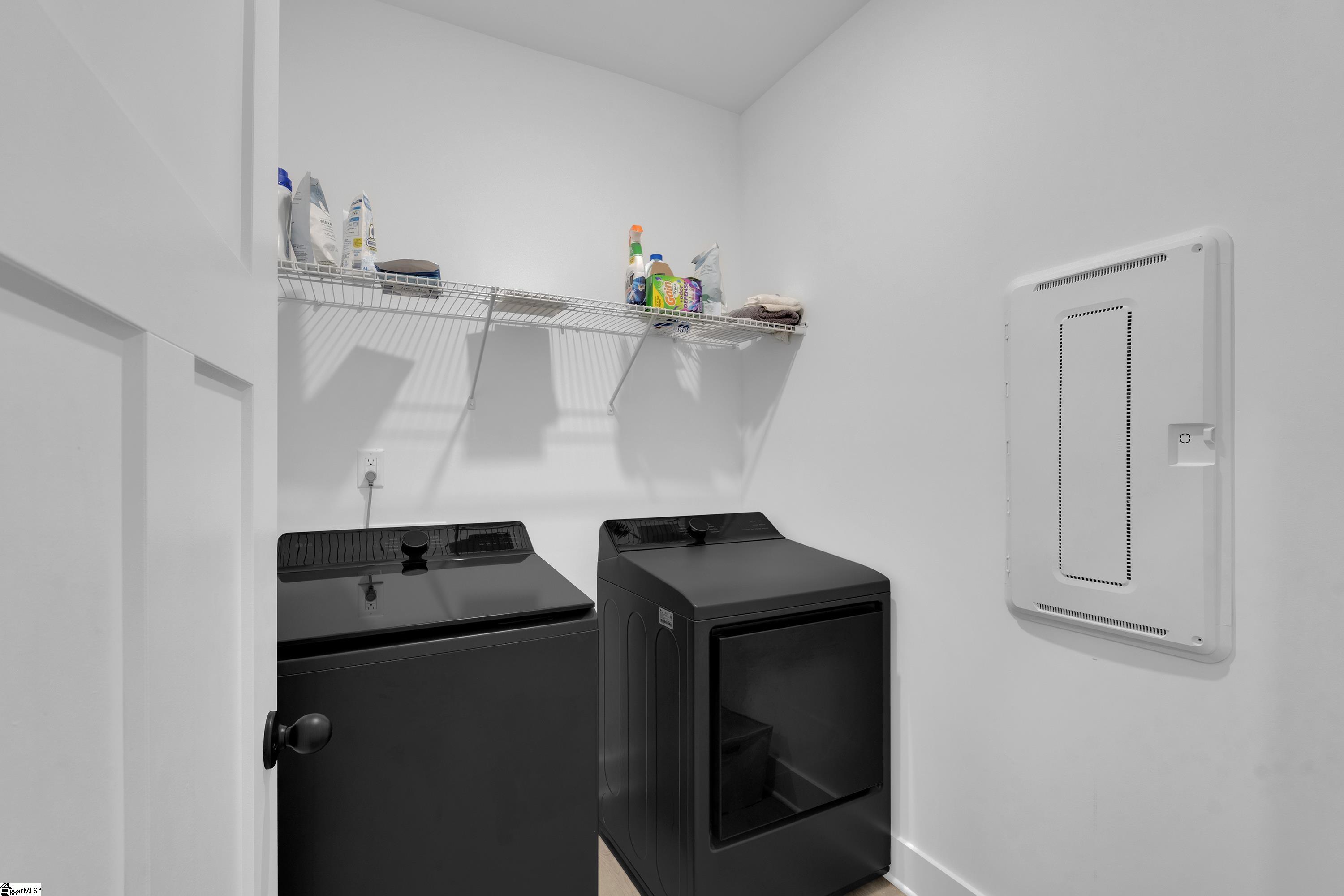 916 Diane Lane Property Photo 26