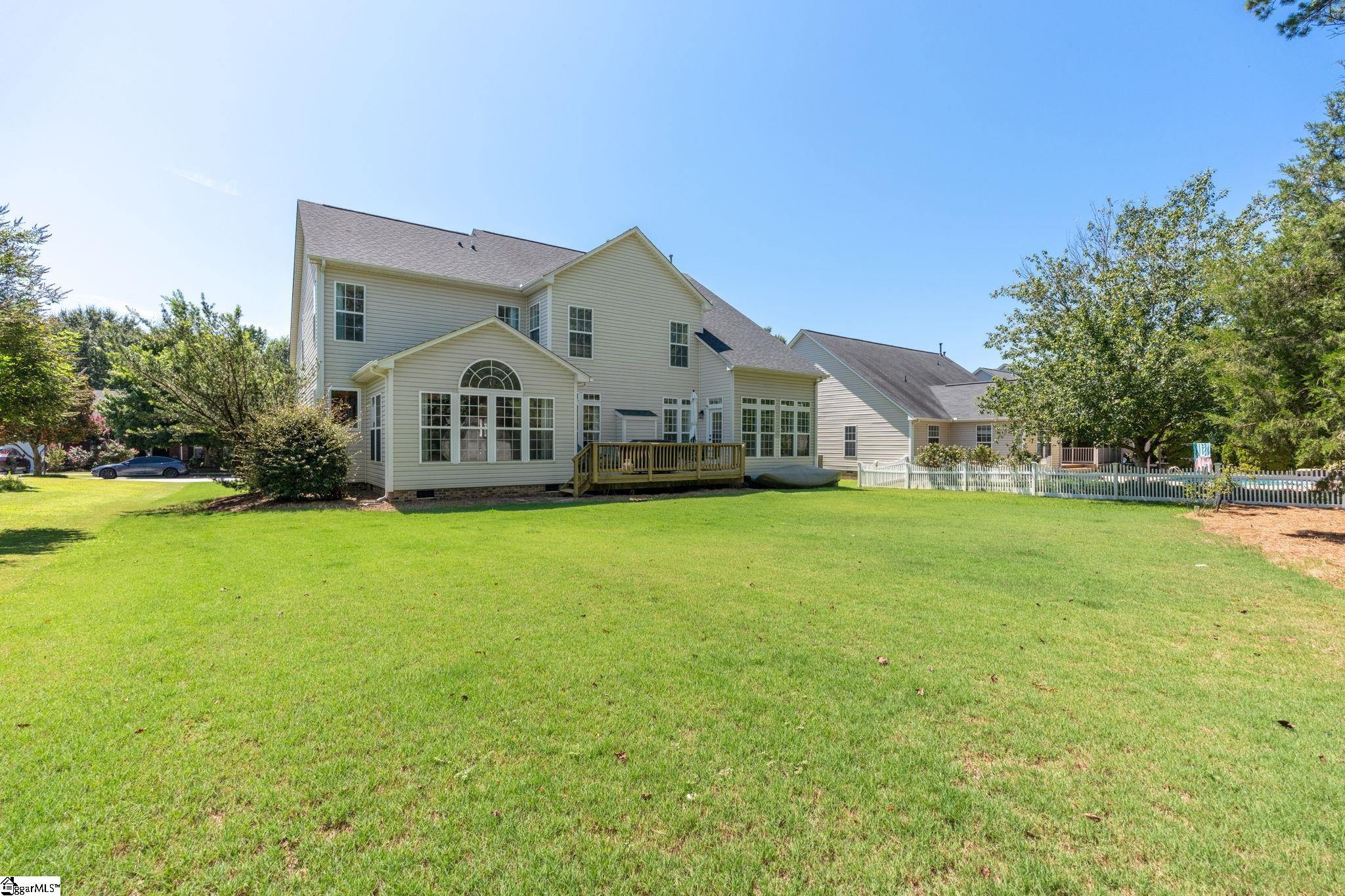 8 Green Bank Lane Property Photo 40
