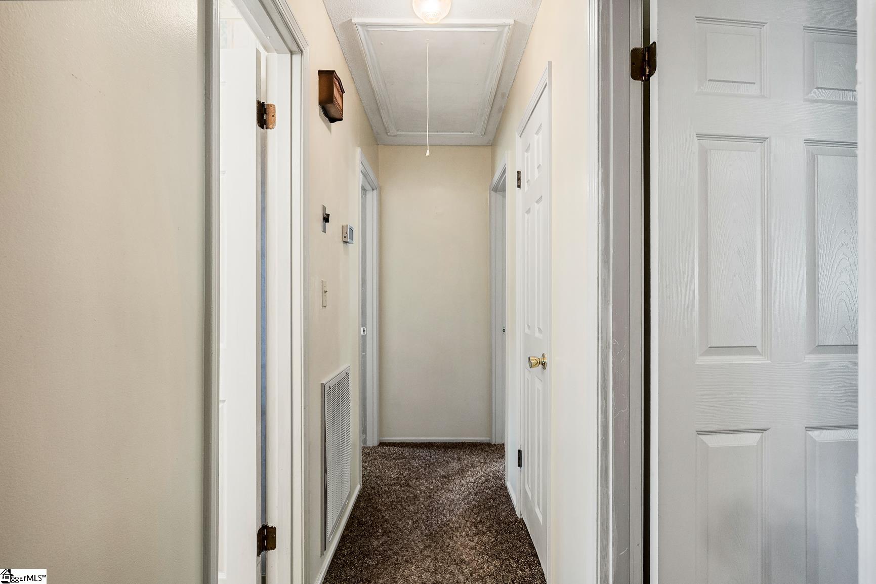 312 Edwards Drive Property Photo 14