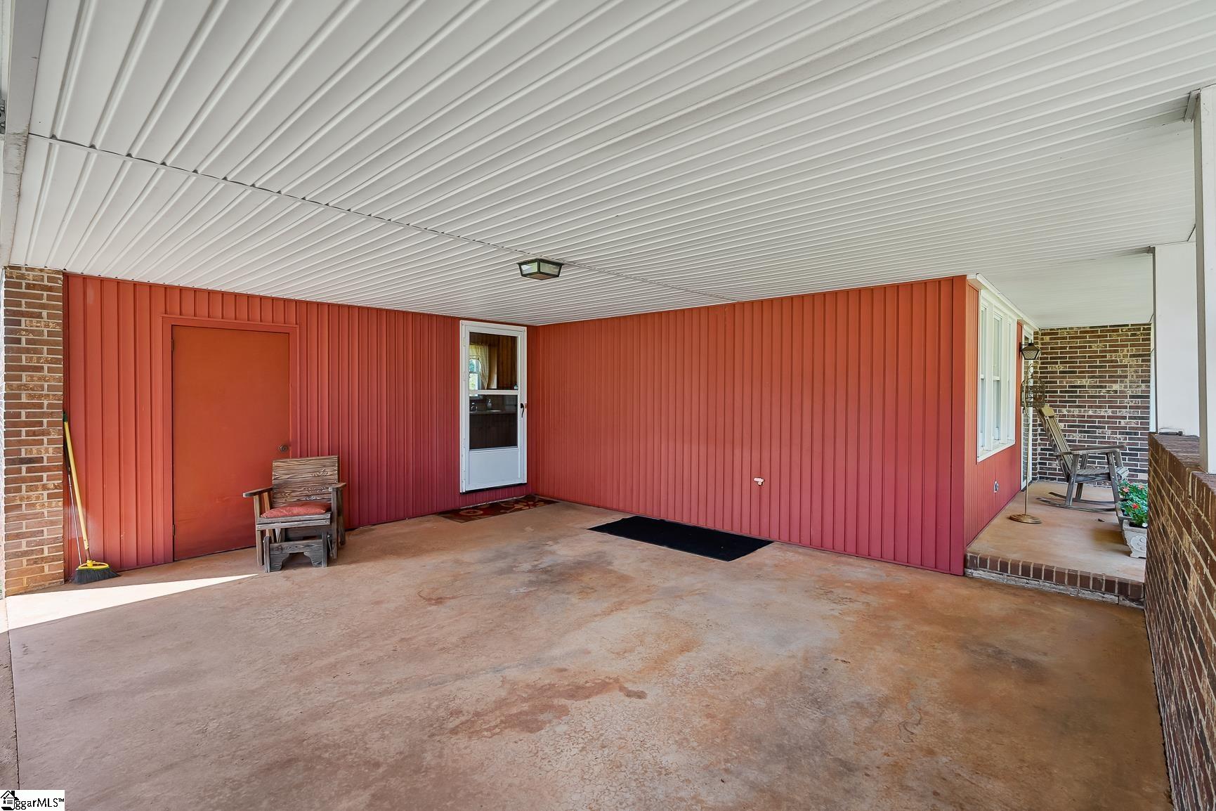312 Edwards Drive Property Photo 27