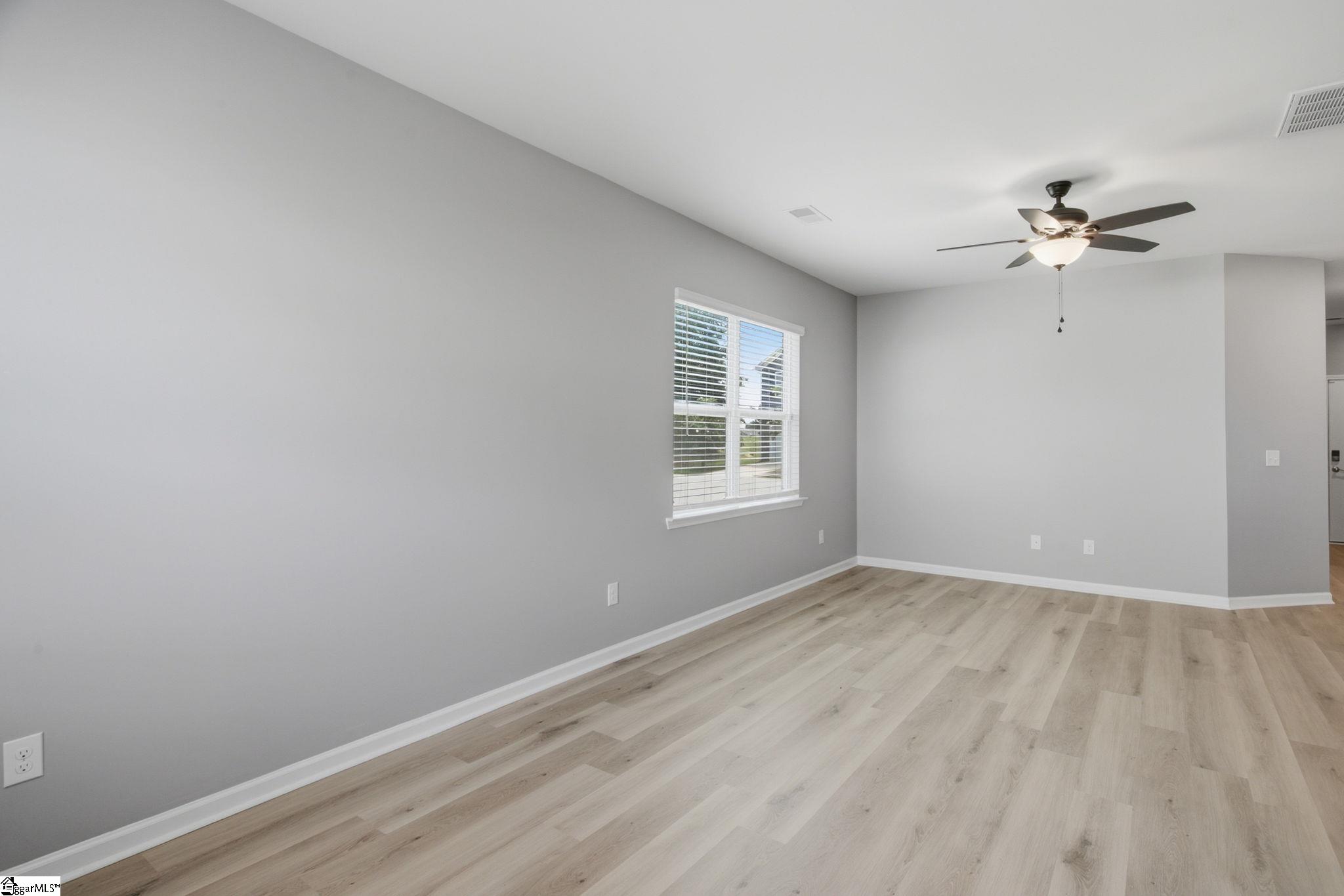 217 Southridge Court Property Photo 12