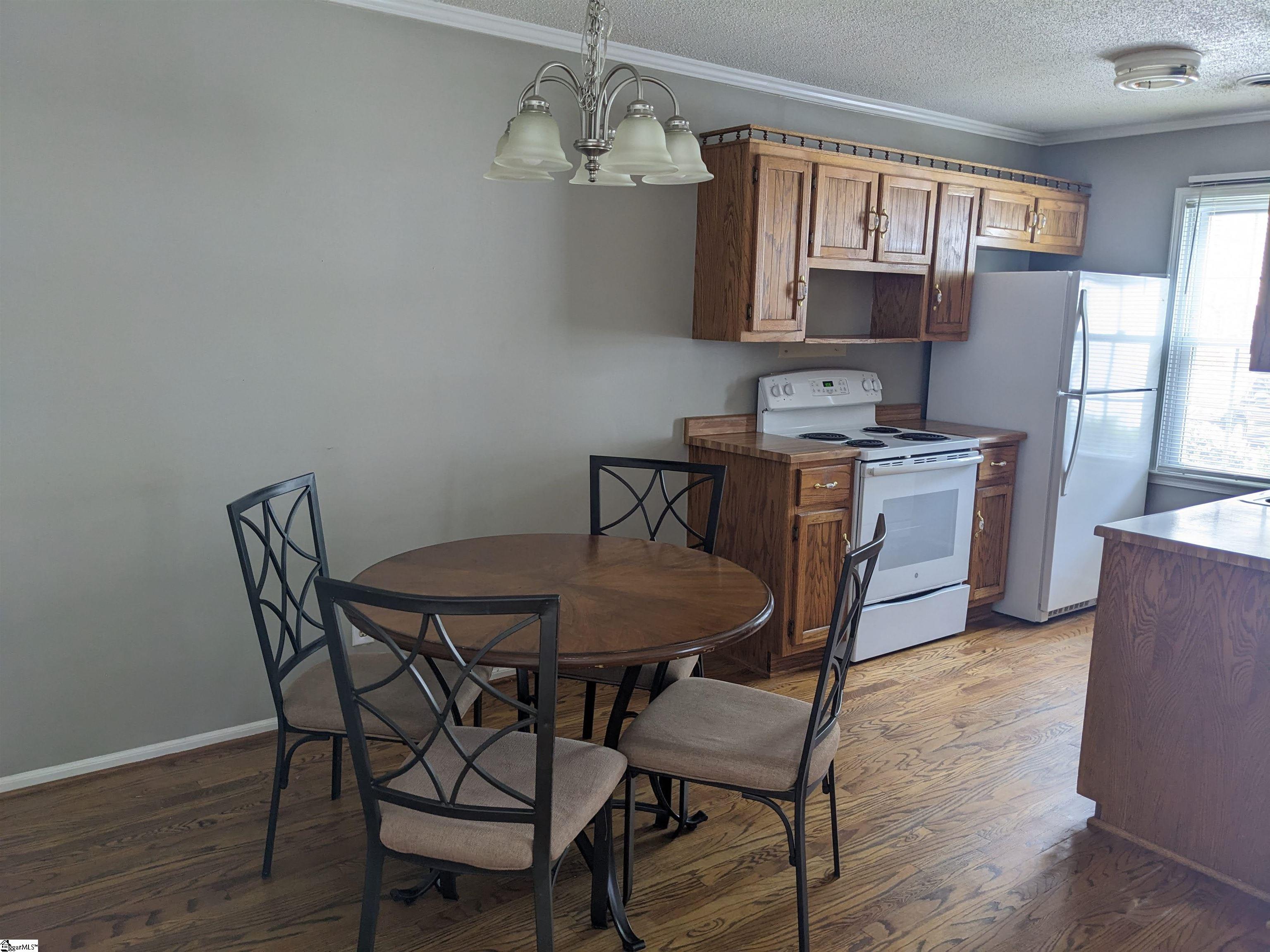 1602140 Property Photo 6