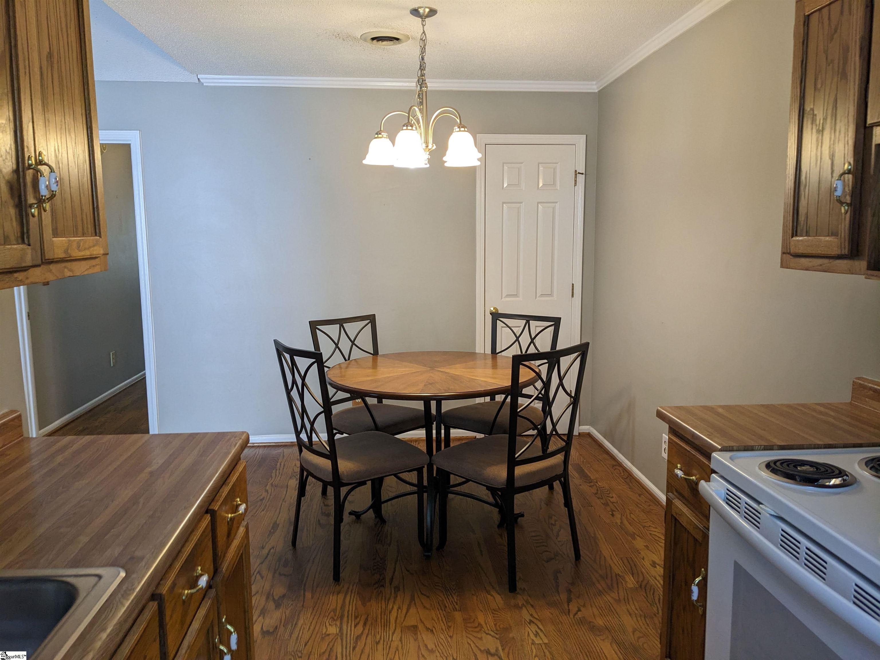 1602140 Property Photo 8