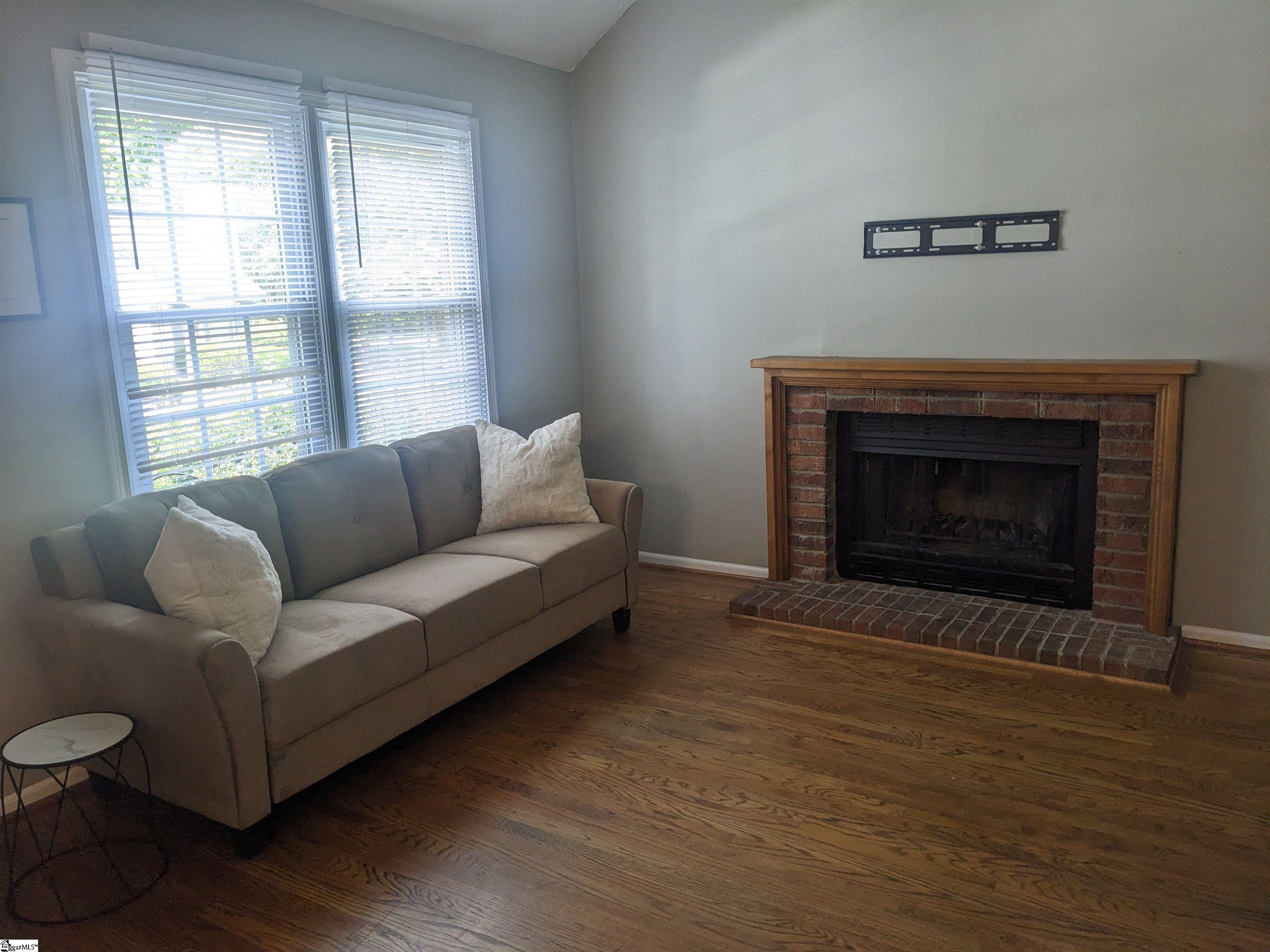 1602140 Property Photo 10
