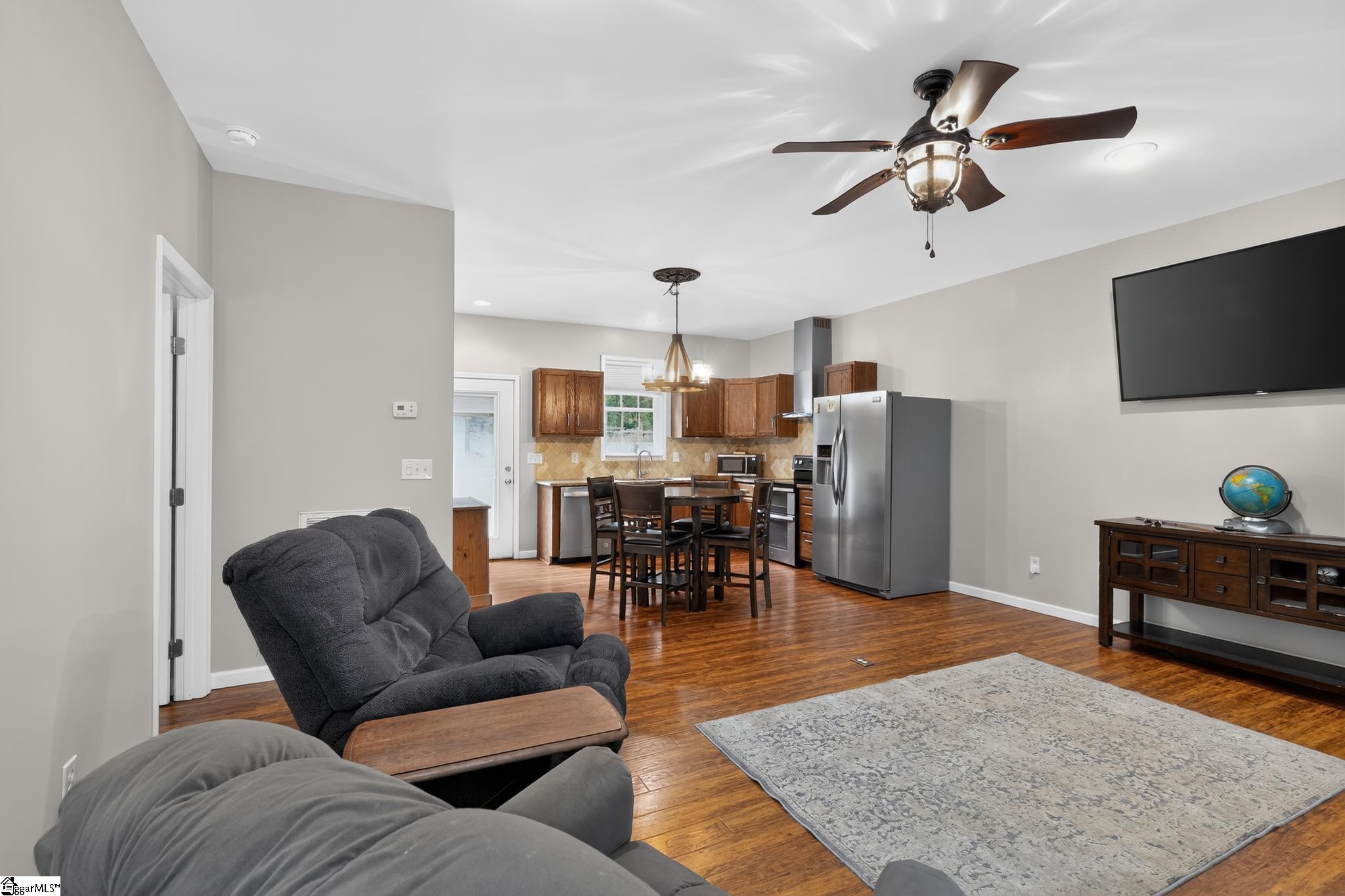 1602 Georgia Road Property Photo 2