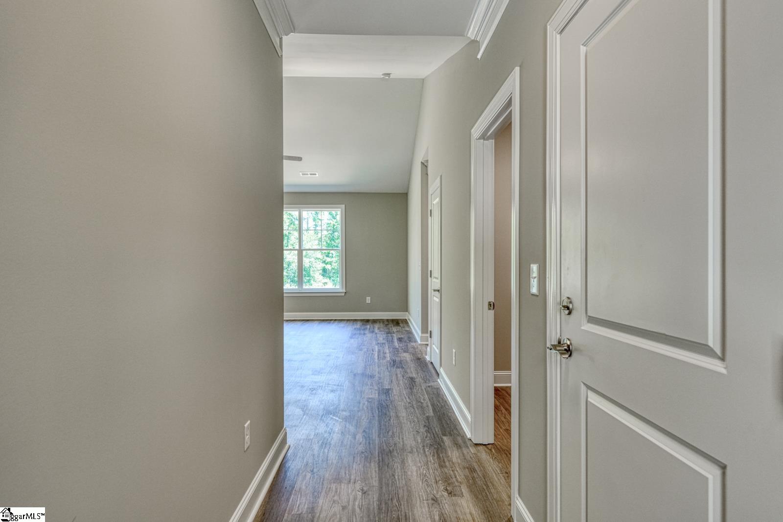 1602151 Property Photo 3