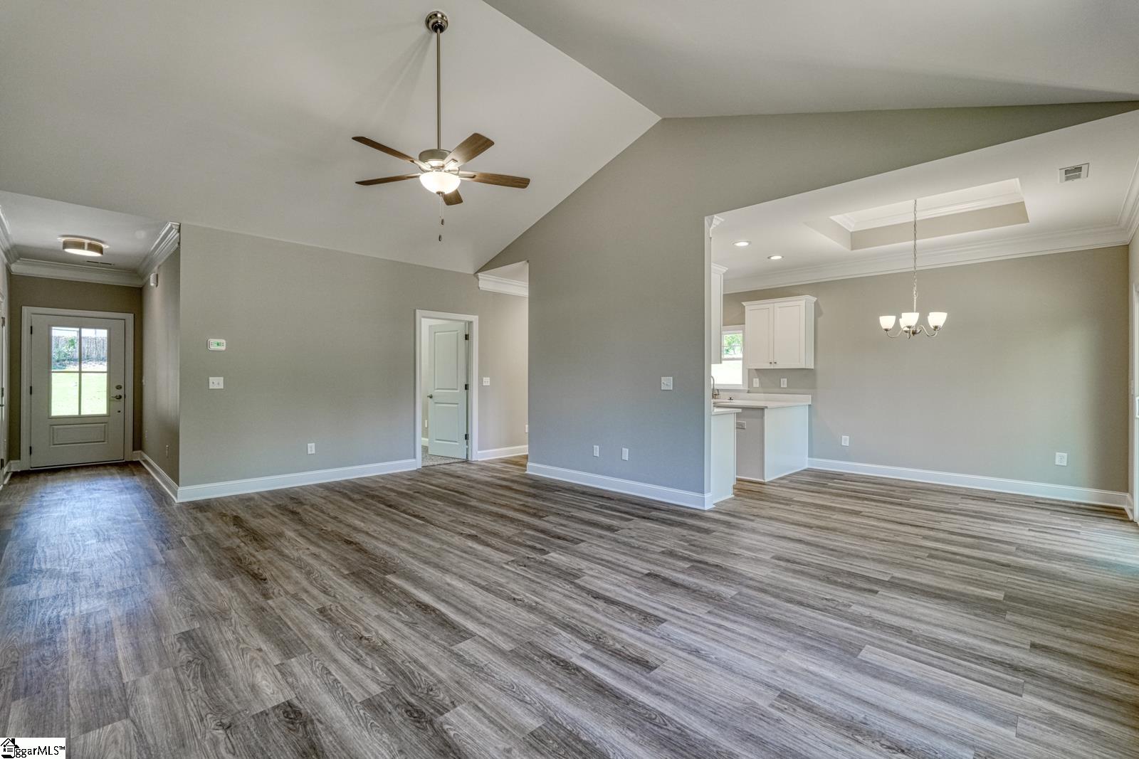 1602151 Property Photo 5