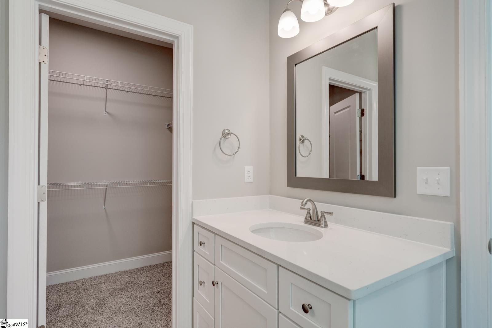 1602151 Property Photo 23