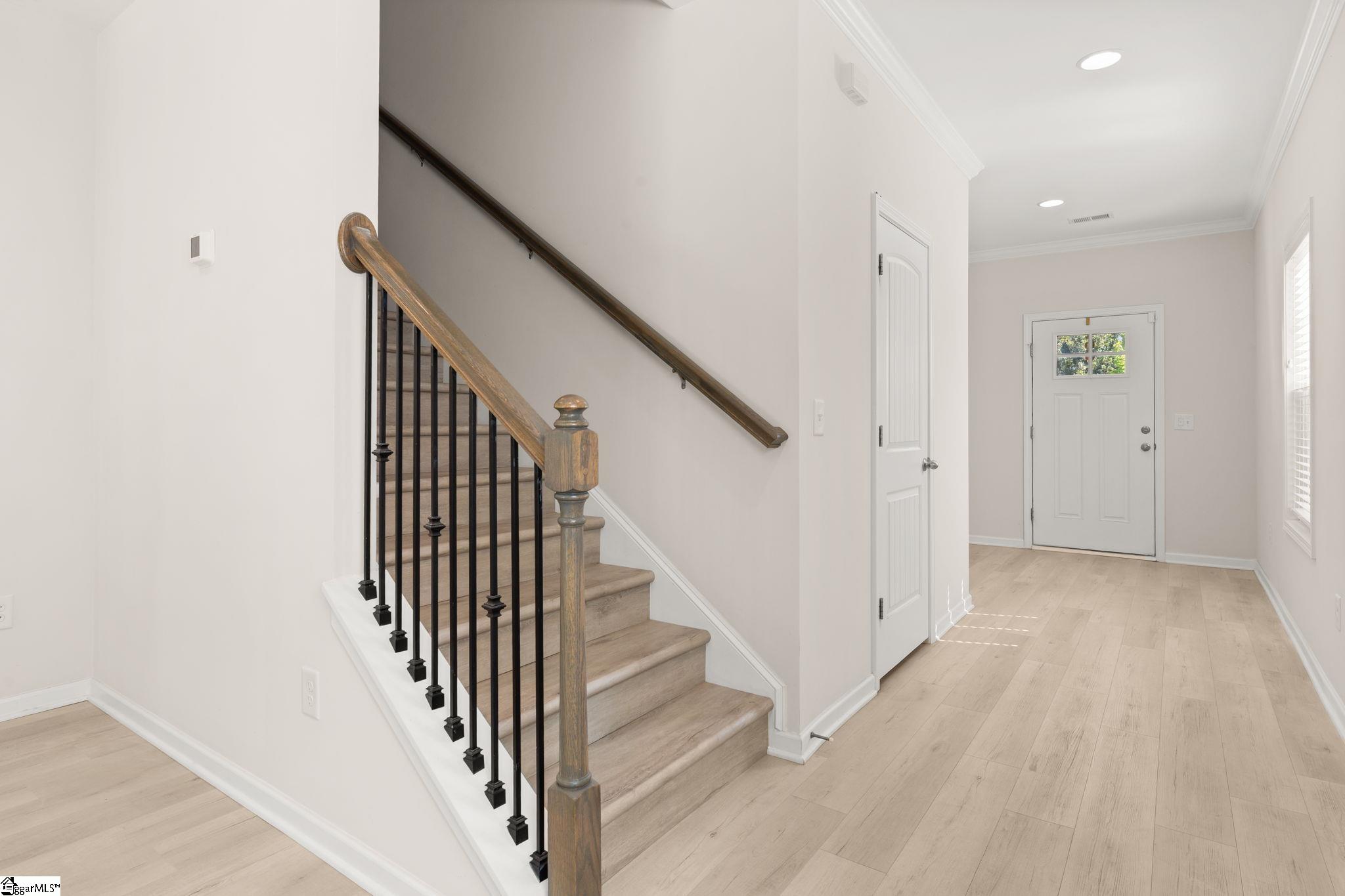 160 Highland Park Court Property Photo 4