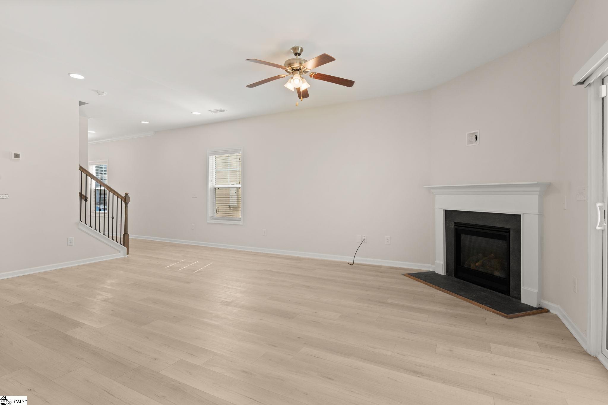 160 Highland Park Court Property Photo 7